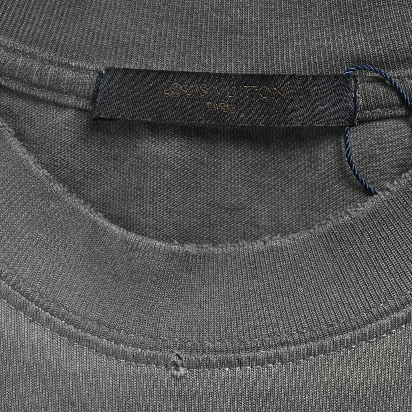 Louis Vuitton/路易威登26ss 字母logo贴布刺绣短袖-Top High Quatity Cheap Sneakers Fashion Clothing Clothes Bags handbags Shoes of all Brand wholesale With The best Quality And Beautiful Price from China Factory Chinese suppliers wholesaler seller Louis Vuitton/路易威登26ss 字母logo贴布刺绣短袖