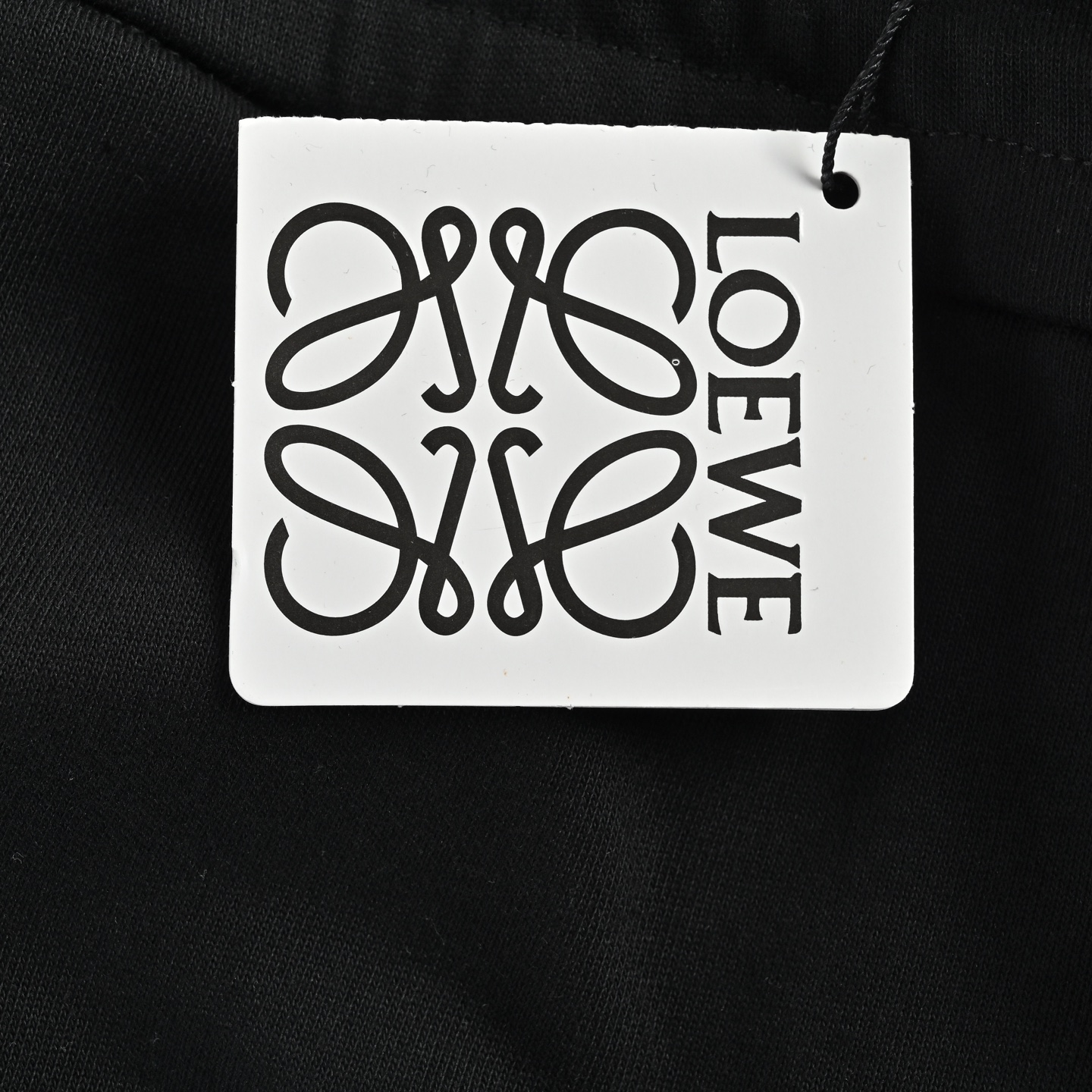 Loewe/罗意威 经典编华织带刺绣短裤 字母 拼皮口袋标五分裤 黑色 Loewe/罗意威 经典编华织带刺绣短裤 字母 拼皮口袋标五分裤 黑色