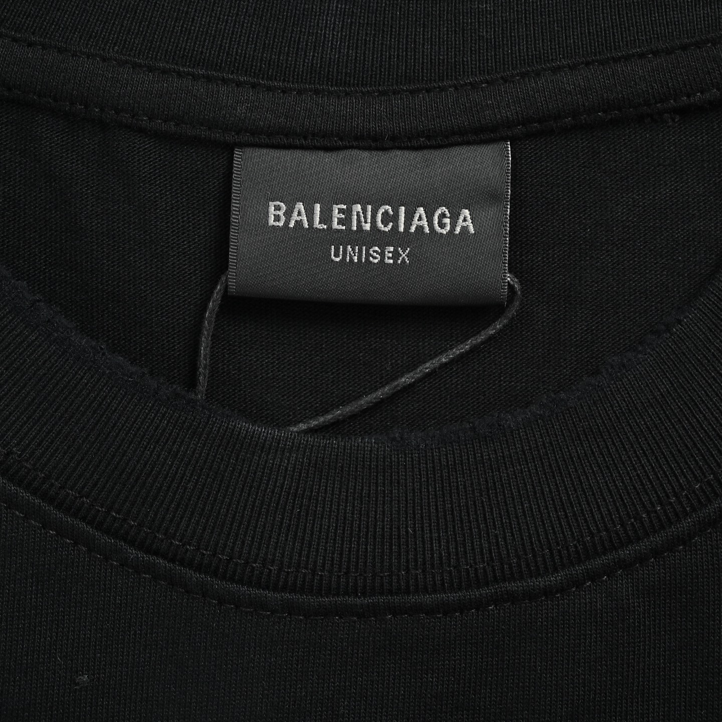 Balenciaga 巴黎世家 贴布拼接撞色水洗破洞短袖-Chinese UA Cheap High Quatity Brand Clothes Bags handbags Sneakers wholesale wholesaler seller from China Factory suppliers Fashion Clothing Shoes best Quality Beautiful Price Balenciaga 巴黎世家 贴布拼接撞色水洗破洞短袖