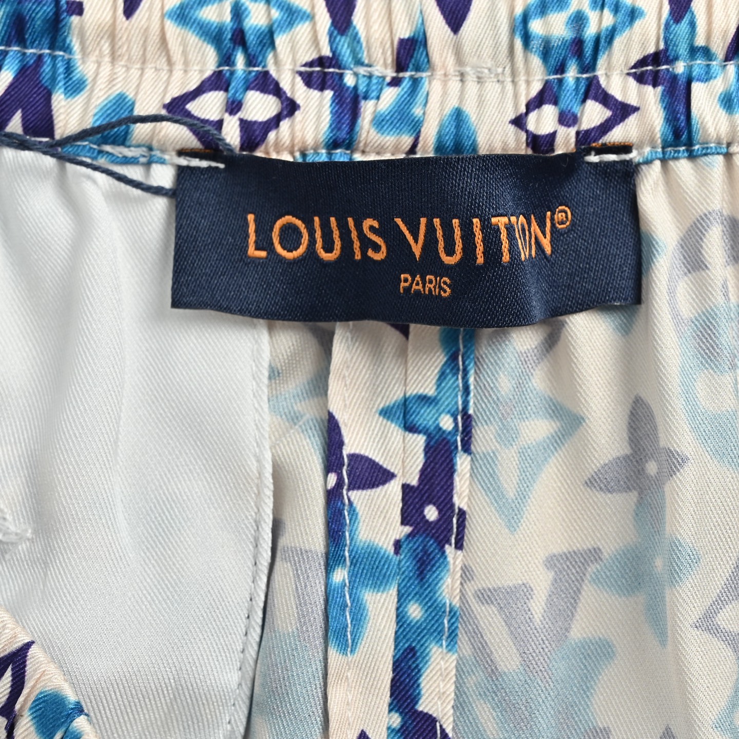Louis Vuitton 路易威登 全幅老花印花套装短裤-Chinese UA Cheap High Quatity Brand Clothes Bags handbags Sneakers wholesale wholesaler seller from China Factory suppliers Fashion Clothing Shoes best Quality Beautiful Price Louis Vuitton 路易威登 全幅老花印花套装短裤