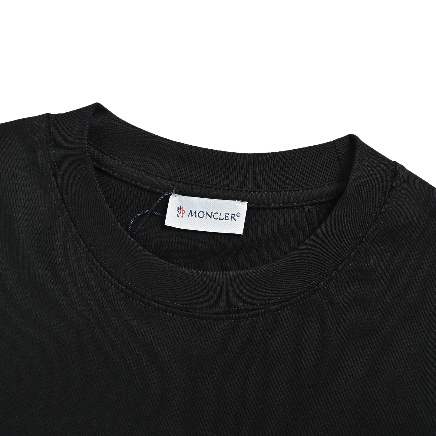 Moncler 蒙口 立体字母logo刺绣短袖