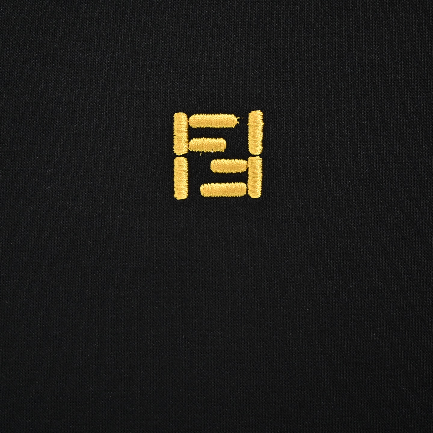 Fendi 芬迪 彩色FF徽标刺绣短袖-Chinese wholesaler seller Clothes Bags handbags wholesale Shoes High Quatity wholesaler seller Cheap Sneakers from China Factory Chinese suppliers china wholesale clothing wholesaler seller Fendi 芬迪 彩色FF徽标刺绣短袖