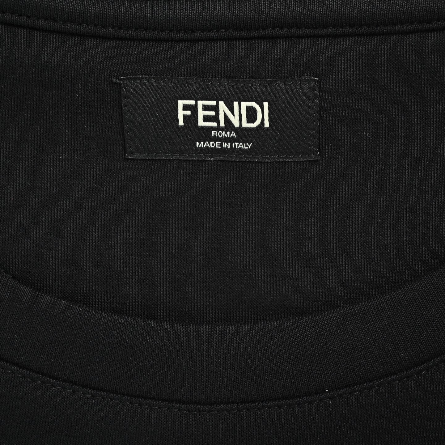 Fendi 芬迪 彩色FF徽标刺绣短袖-Chinese wholesaler seller Clothes Bags handbags wholesale Shoes High Quatity wholesaler seller Cheap Sneakers from China Factory Chinese suppliers china wholesale clothing wholesaler seller Fendi 芬迪 彩色FF徽标刺绣短袖