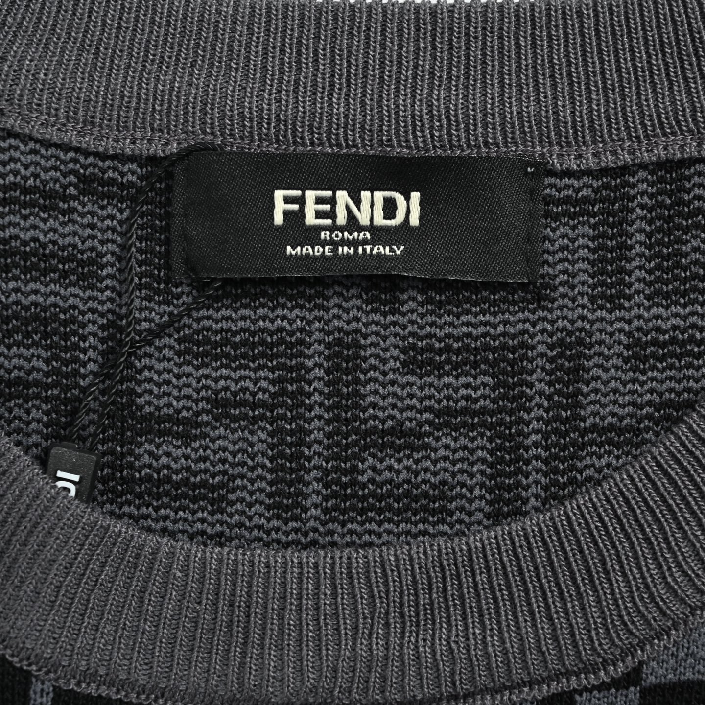 Fendi 芬迪 FF提花满印针织短袖-Chinese UA Cheap High Quatity Brand Clothes Bags handbags Sneakers wholesale wholesaler seller from China Factory suppliers Fashion Clothing Shoes best Quality Beautiful Price Fendi 芬迪 FF提花满印针织短袖
