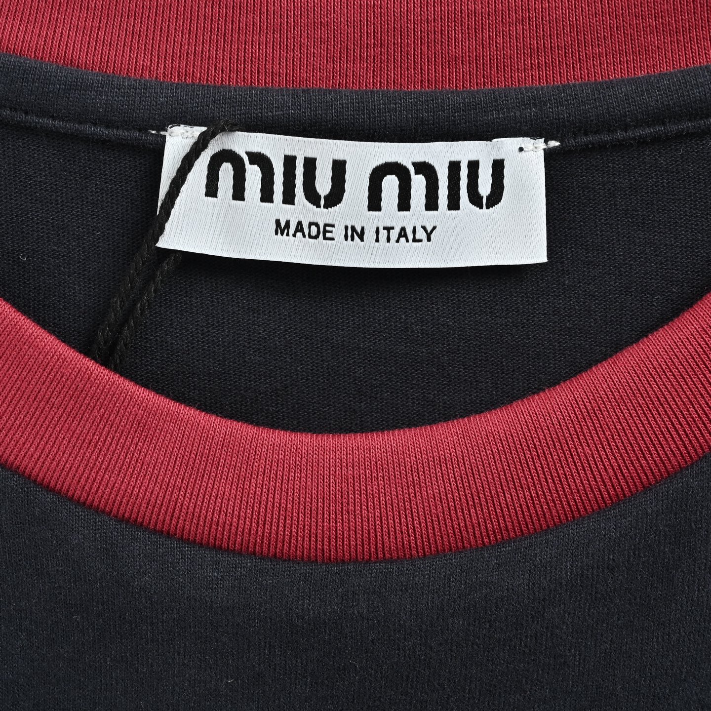 Miu Miu 缪缪 26ss 撞色拼接长袖T恤-Chinese UA Cheap High Quatity Brand Clothes Bags handbags Sneakers wholesale wholesaler seller from China Factory suppliers Fashion Clothing Shoes best Quality Beautiful Price Miu Miu 缪缪 26ss 撞色拼接长袖T恤