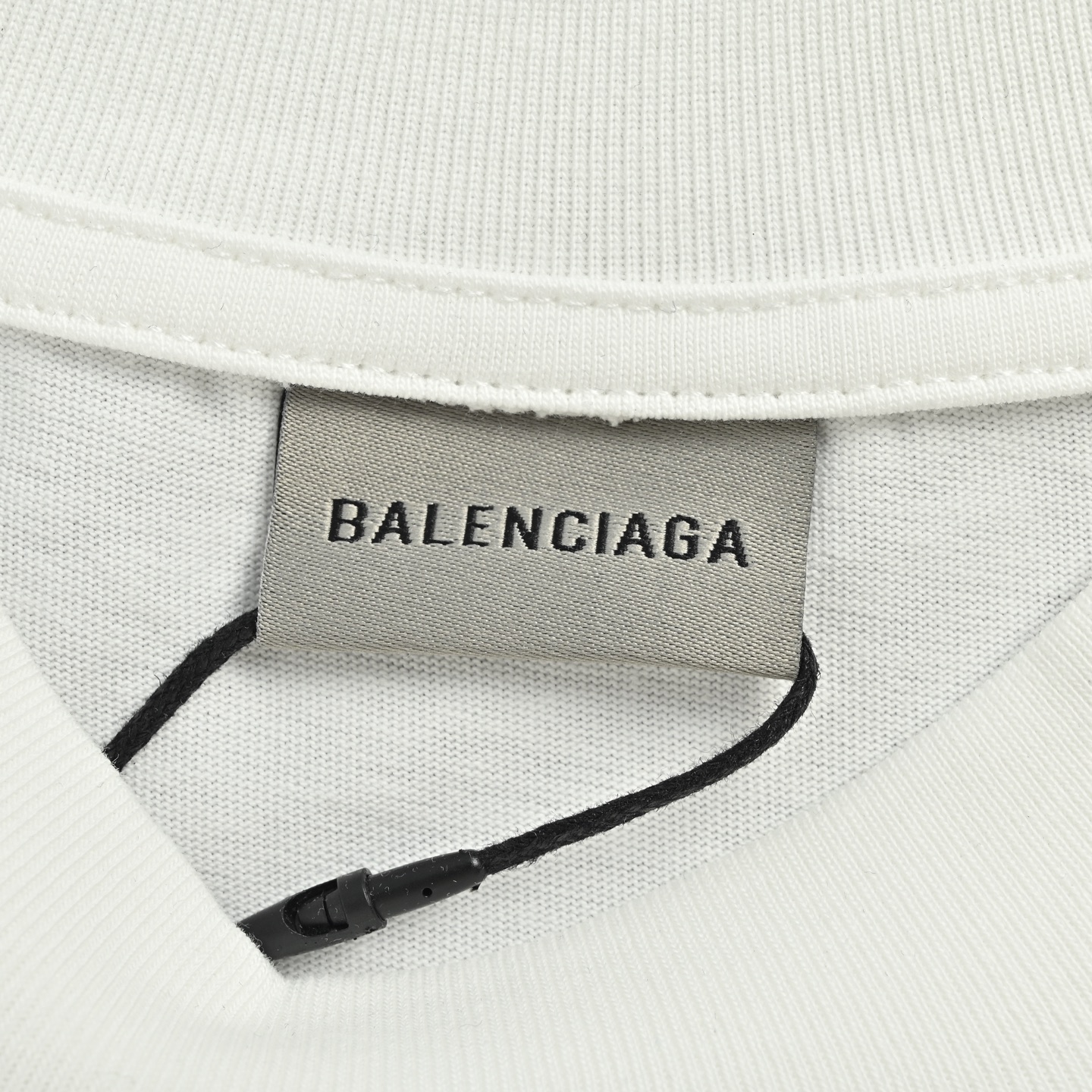 Balenciaga 巴黎世家 字母刺绣3M融化印花短袖-Top High Quatity Cheap Sneakers Fashion Clothing Clothes Bags handbags Shoes of all Brand wholesale With The best Quality And Beautiful Price from China Factory Chinese suppliers wholesaler seller Balenciaga 巴黎世家 字母刺绣3M融化印花短袖