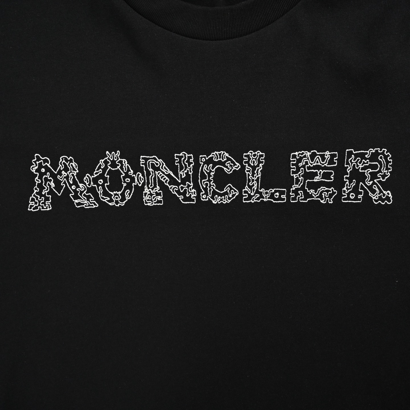 Moncler/蒙口 太空绣标识刺绣短袖