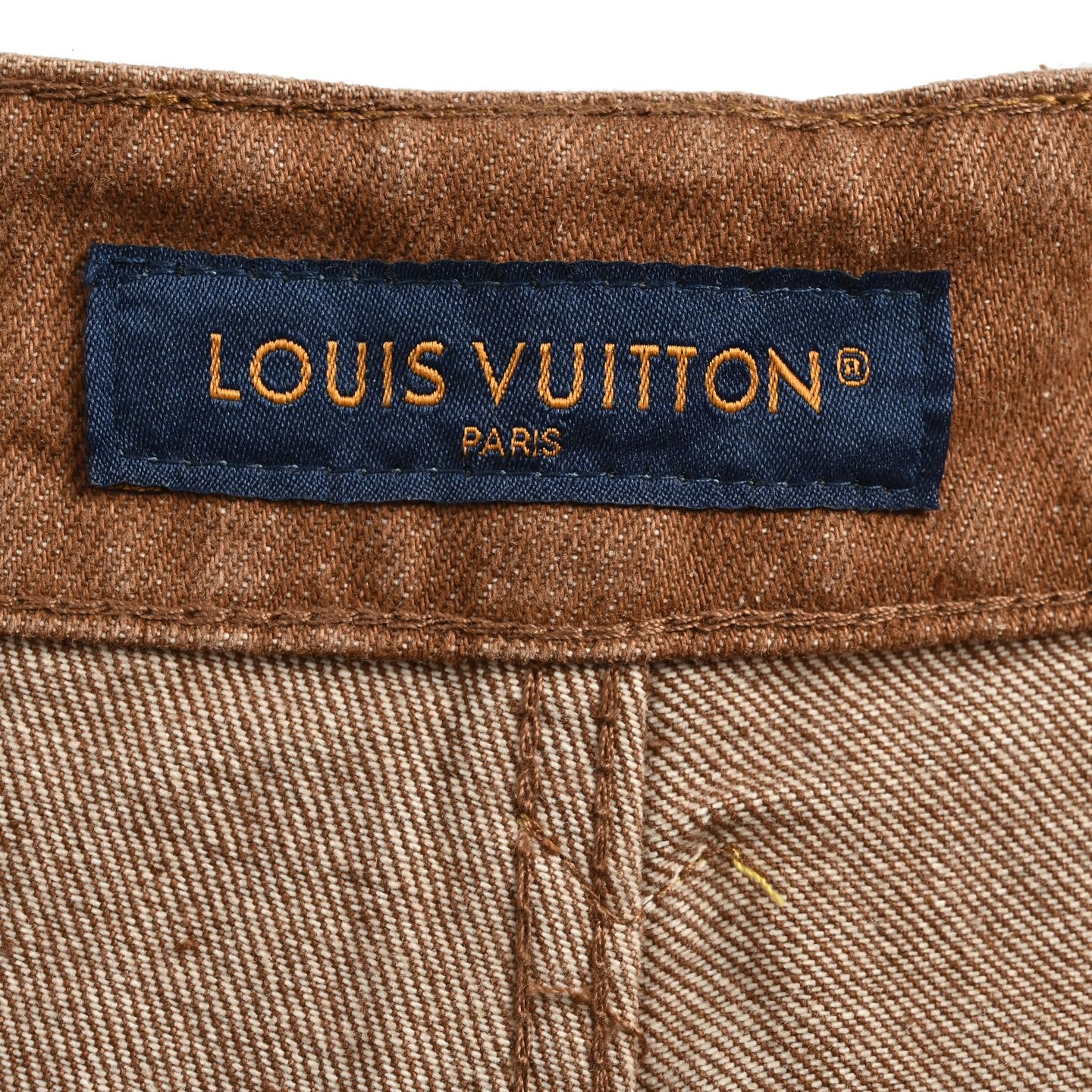 Louis Vuitton/路易威登后腰皮标水洗阔腿牛仔短裤-莆田鞋,莆田鞋货源,高仿鞋,高仿鞋货源,安福档口,莆田高仿鞋,莆田鞋批发,高仿鞋批发,莆田高仿运动鞋,高仿运动鞋,莆田运动鞋 Louis Vuitton/路易威登后腰皮标水洗阔腿牛仔短裤