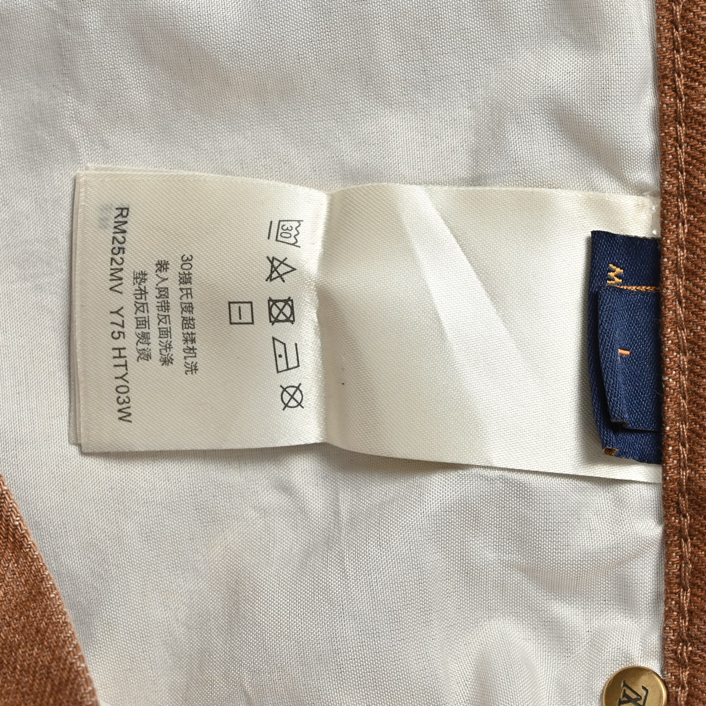 Louis Vuitton/路易威登后腰皮标水洗阔腿牛仔短裤-莆田鞋,莆田鞋货源,高仿鞋,高仿鞋货源,安福档口,莆田高仿鞋,莆田鞋批发,高仿鞋批发,莆田高仿运动鞋,高仿运动鞋,莆田运动鞋 Louis Vuitton/路易威登后腰皮标水洗阔腿牛仔短裤