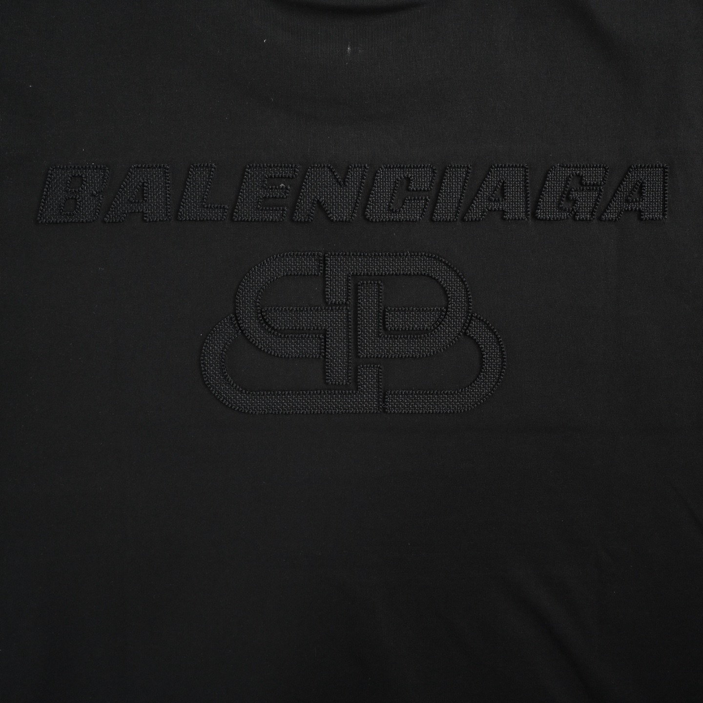 Balenciaga/巴黎世家 锁扣字母刺绣logo短袖-Top High Quatity Cheap Sneakers Fashion Clothing Clothes Bags handbags Shoes of all Brand wholesale With The best Quality And Beautiful Price from China Factory Chinese suppliers wholesaler seller Balenciaga/巴黎世家 锁扣字母刺绣logo短袖