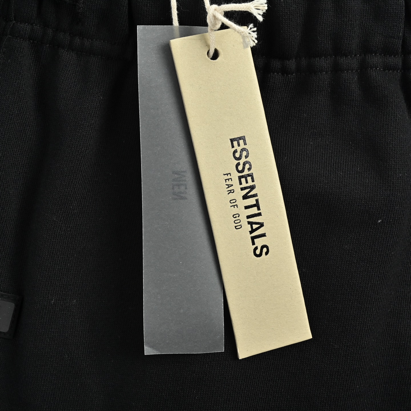Fog Essentials 联名三杠硅胶印花高街短裤-Top High Quatity Cheap Sneakers Fashion Clothing Clothes Bags handbags Shoes of all Brand wholesale With The best Quality And Beautiful Price from China Factory Chinese suppliers wholesaler seller Fog Essentials 联名三杠硅胶印花高街短裤