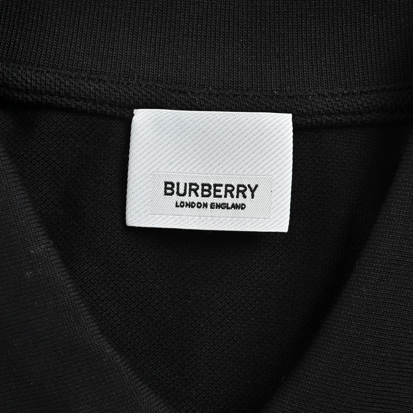Burberry/巴宝莉 经典领口战马刺绣Polo短袖-莆田鞋,莆田鞋货源,高仿鞋,高仿鞋货源,安福档口,莆田高仿鞋,莆田鞋批发,高仿鞋批发,莆田高仿运动鞋,高仿运动鞋,莆田运动鞋 Burberry/巴宝莉 经典领口战马刺绣Polo短袖