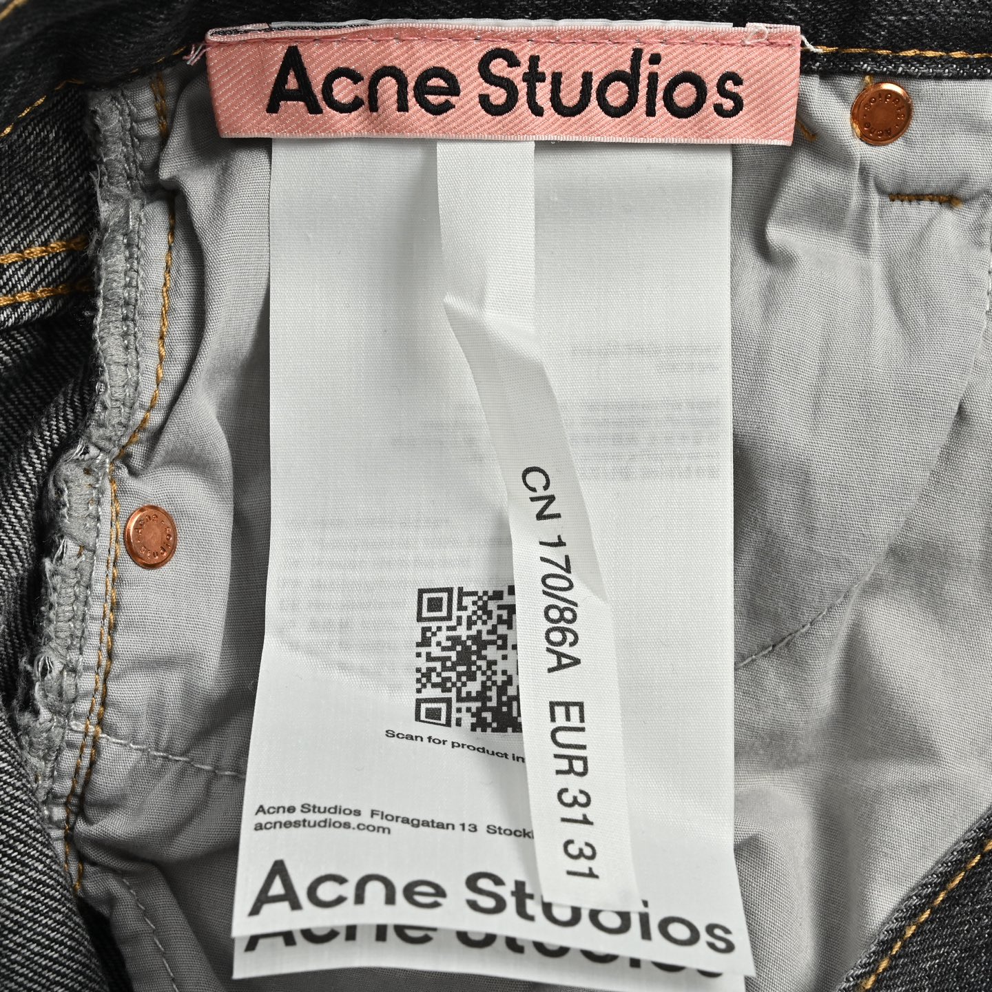 Acne Studios 泼墨做旧弯刀牛仔裤-Chinese UA Cheap High Quatity Brand Clothes Bags handbags Sneakers wholesale wholesaler seller from China Factory suppliers Fashion Clothing Shoes best Quality Beautiful Price Acne Studios 泼墨做旧弯刀牛仔裤