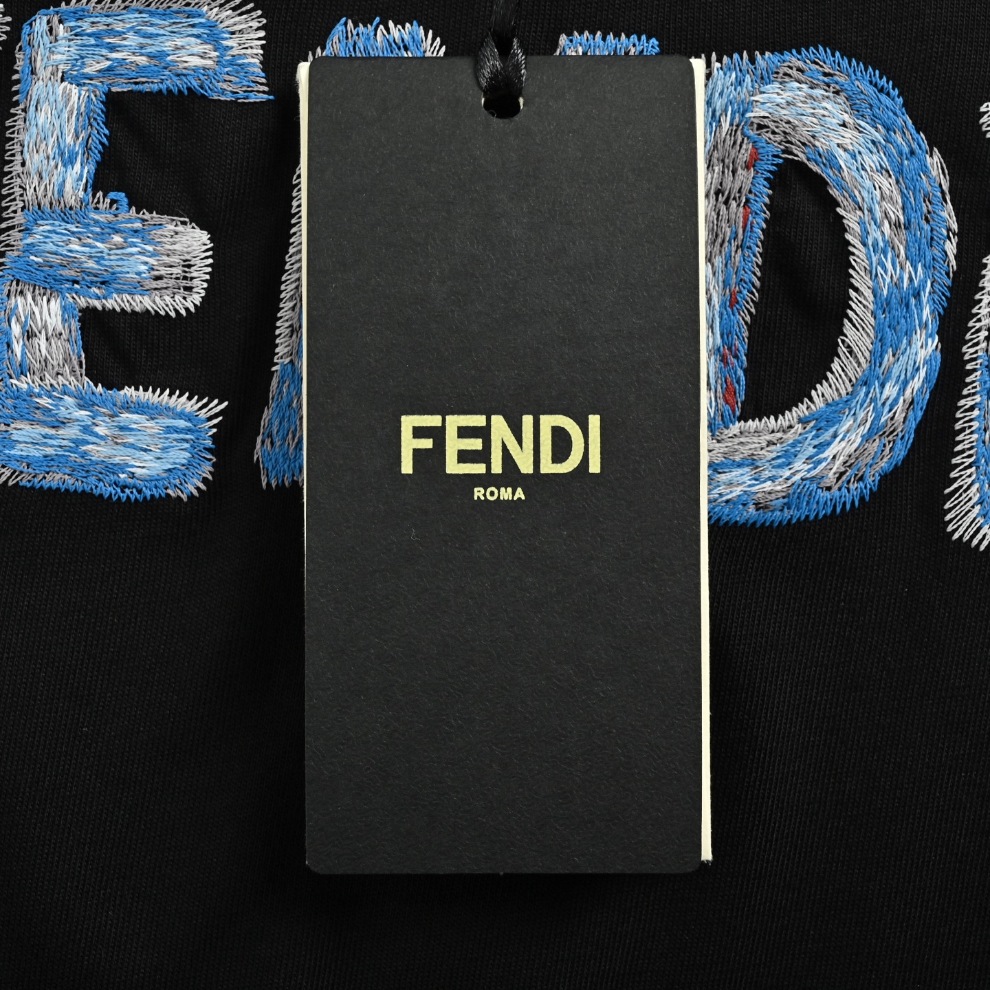 Fendi/芬迪 蓝字母刺绣短袖