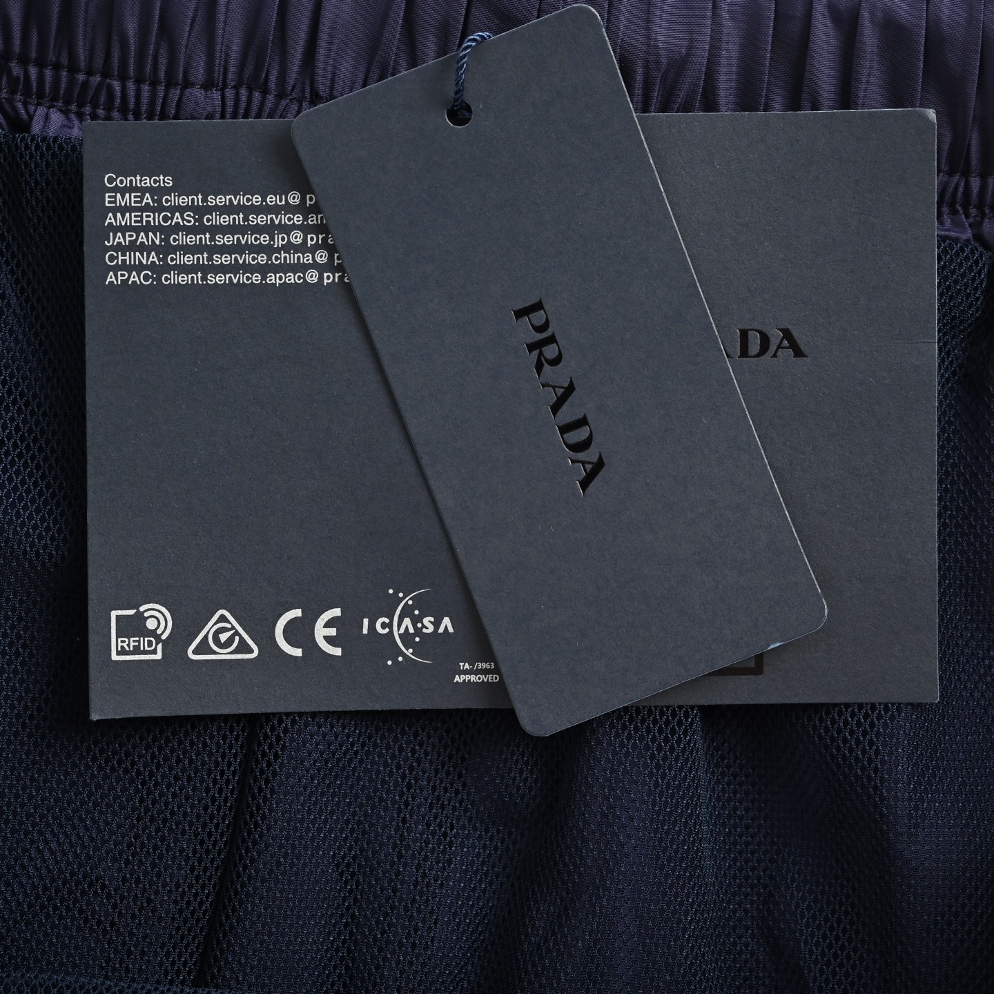Prada/普拉达 腰际三角标尼龙短裤
