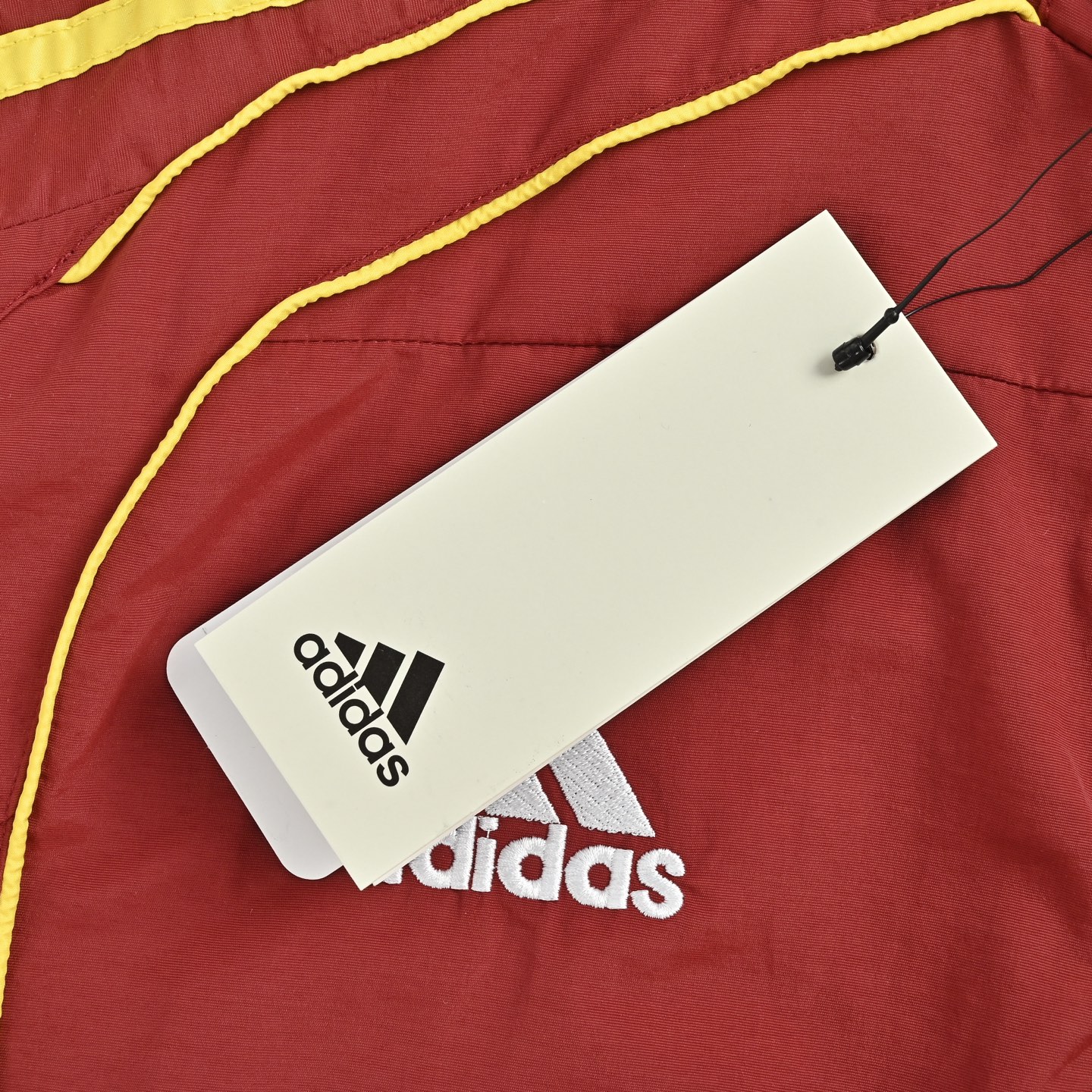 Adidas/阿迪达斯 阿森纳足球复古立领夹克 男款 红色-Top High Quatity Cheap Sneakers Fashion Clothing Clothes Bags handbags Shoes of all Brand wholesale With The best Quality And Beautiful Price from China Factory Chinese suppliers wholesaler seller Adidas/阿迪达斯 阿森纳足球复古立领夹克 男款 红色