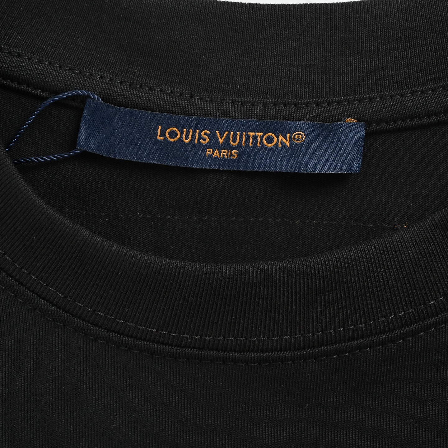 Louis Vuitton/路易威登 五金圆领短袖 Louis Vuitton/路易威登 五金圆领短袖