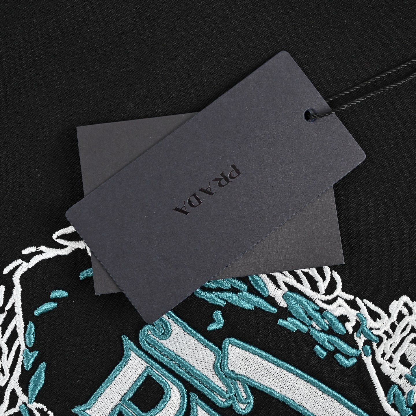 Prada/普拉达 绳结徽标刺绣短袖
