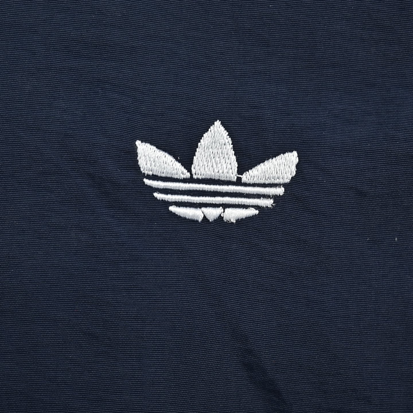 Adidas/阿迪达斯 三叶草格纹双面穿高领外套-Chinese UA Cheap High Quatity Brand Clothes Bags handbags Sneakers wholesale wholesaler seller from China Factory suppliers Fashion Clothing Shoes best Quality Beautiful Price Adidas/阿迪达斯 三叶草格纹双面穿高领外套