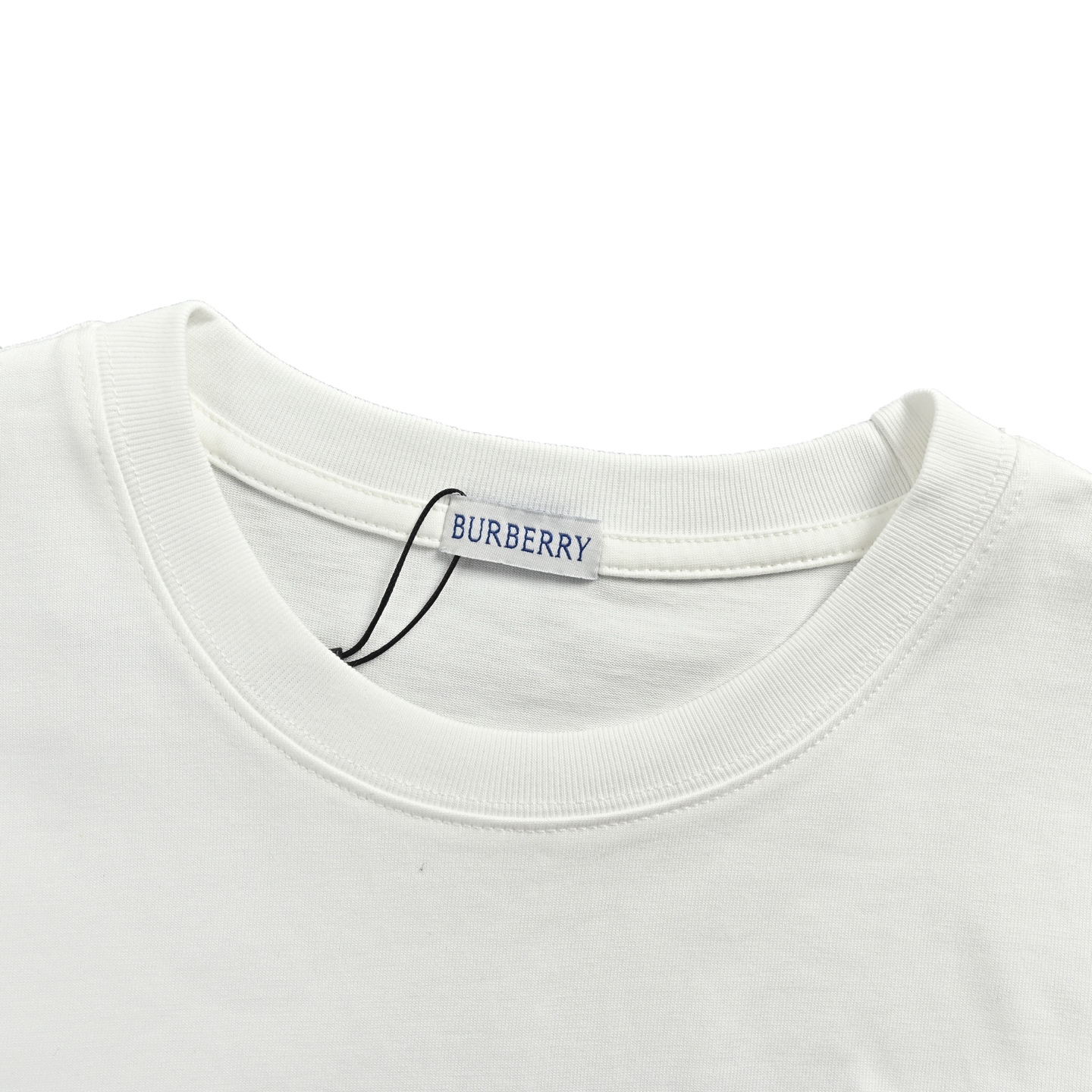 Burberry/巴宝莉 26ss 蓝色战马压胶短袖 黑色.白色.-Chinese UA Cheap High Quatity Brand Clothes Bags handbags Sneakers wholesale wholesaler seller from China Factory suppliers Fashion Clothing Shoes best Quality Beautiful Price Burberry/巴宝莉 26ss 蓝色战马压胶短袖 黑色.白色.