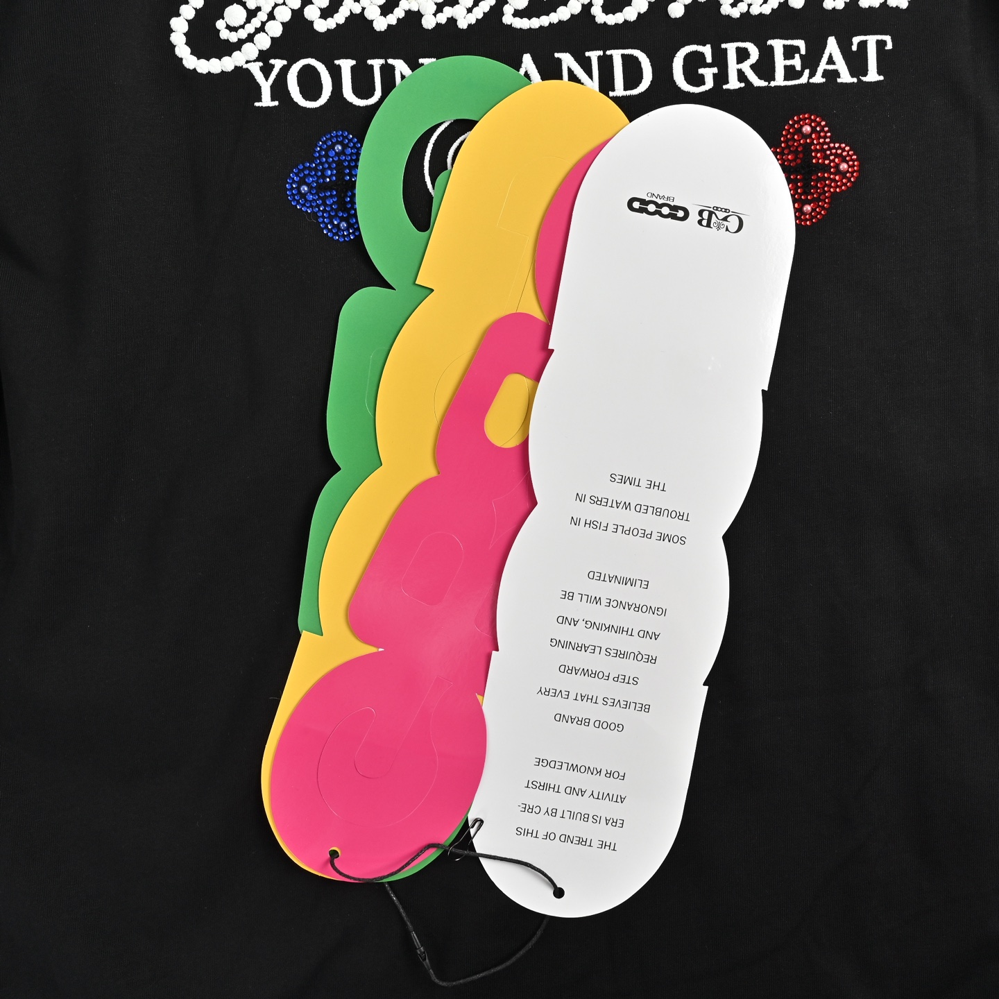 GOODBRAND 26ss 撞色小花标语烫钻短袖 Color 黑色 白色-Top High Quatity Cheap Sneakers Fashion Clothing Clothes Bags handbags Shoes of all Brand wholesale With The best Quality And Beautiful Price from China Factory Chinese suppliers wholesaler seller GOODBRAND 26ss 撞色小花标语烫钻短袖 Color 黑色 白色