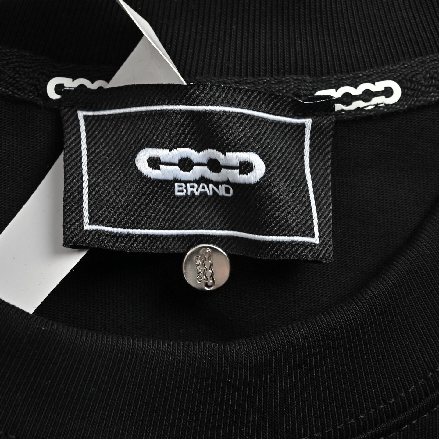 GOODBRAND 26ss 撞色小花标语烫钻短袖 Color 黑色 白色-Top High Quatity Cheap Sneakers Fashion Clothing Clothes Bags handbags Shoes of all Brand wholesale With The best Quality And Beautiful Price from China Factory Chinese suppliers wholesaler seller GOODBRAND 26ss 撞色小花标语烫钻短袖 Color 黑色 白色