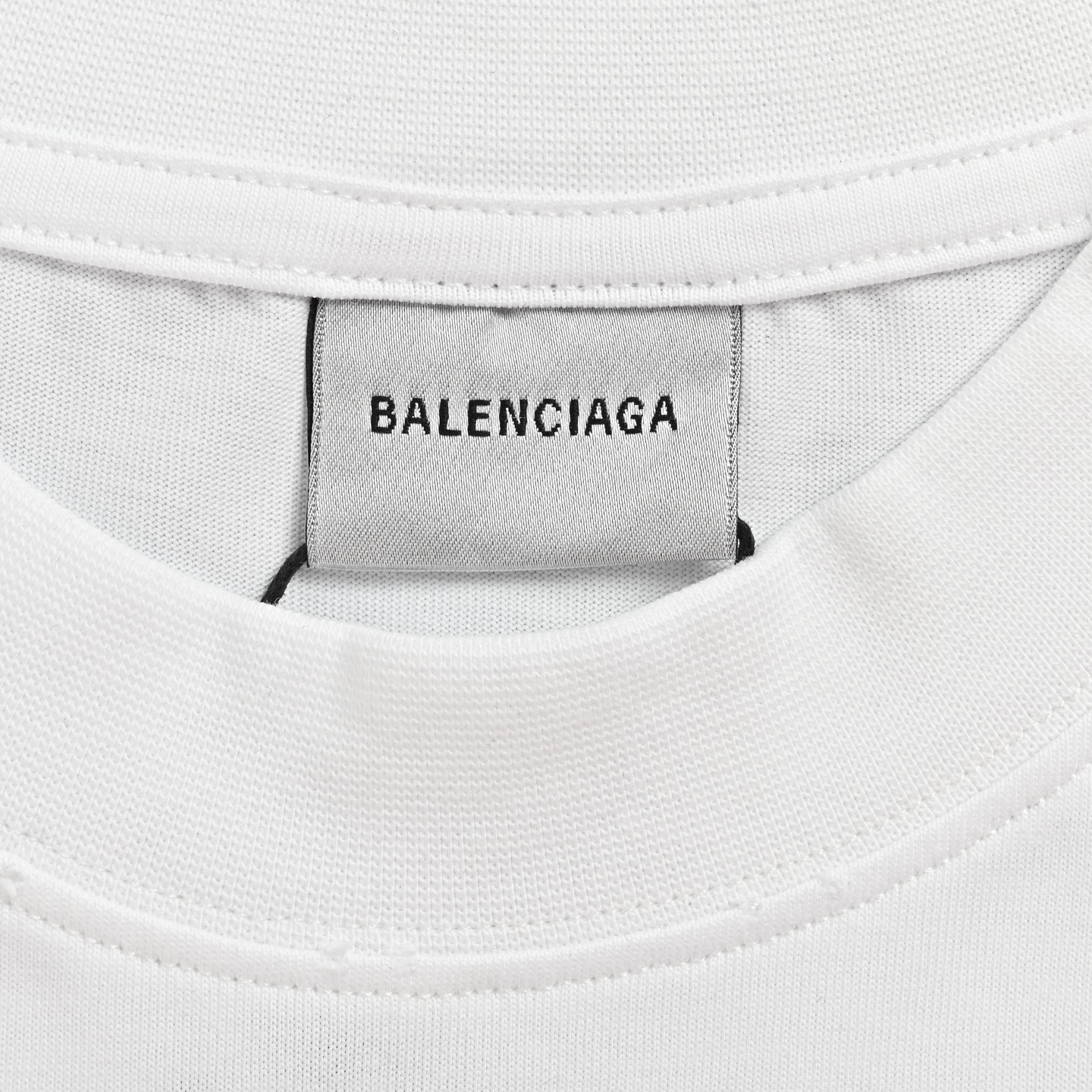 Balenciaga/巴黎世家 手绘素描哥特字母印花短袖 黑色 白色-Top High Quatity Cheap Sneakers Fashion Clothing Clothes Bags handbags Shoes of all Brand wholesale With The best Quality And Beautiful Price from China Factory Chinese suppliers wholesaler seller Balenciaga/巴黎世家 手绘素描哥特字母印花短袖 黑色 白色