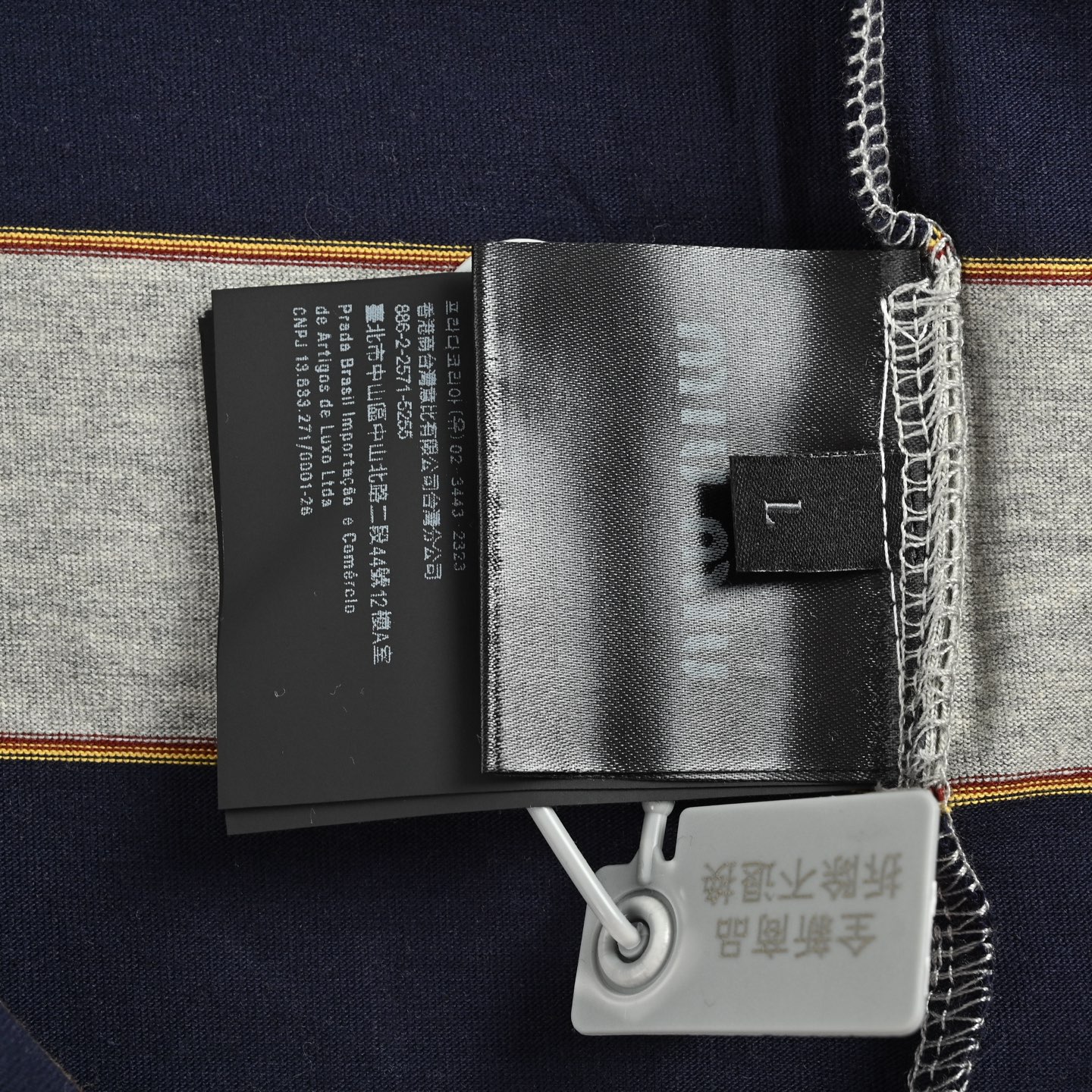 Miu Miu/缪缪 灰蓝条纹Polo短袖-Top High Quatity Cheap Sneakers Fashion Clothing Clothes Bags handbags Shoes of all Brand wholesale With The best Quality And Beautiful Price from China Factory Chinese suppliers wholesaler seller Miu Miu/缪缪 灰蓝条纹Polo短袖