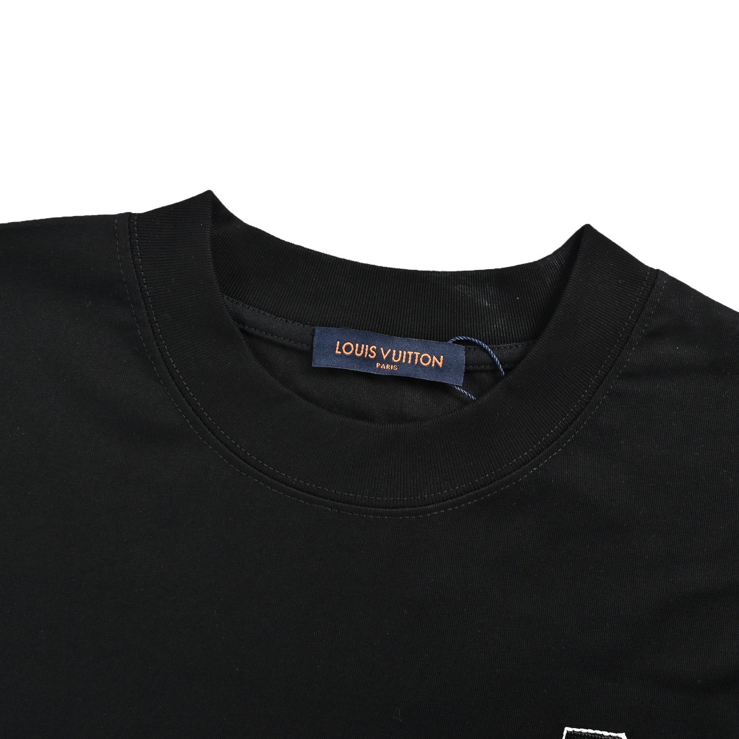 Louis Vuitton/路易威登 26ss 炫彩珠片logo刺绣短袖 Louis Vuitton/路易威登 26ss 炫彩珠片logo刺绣短袖