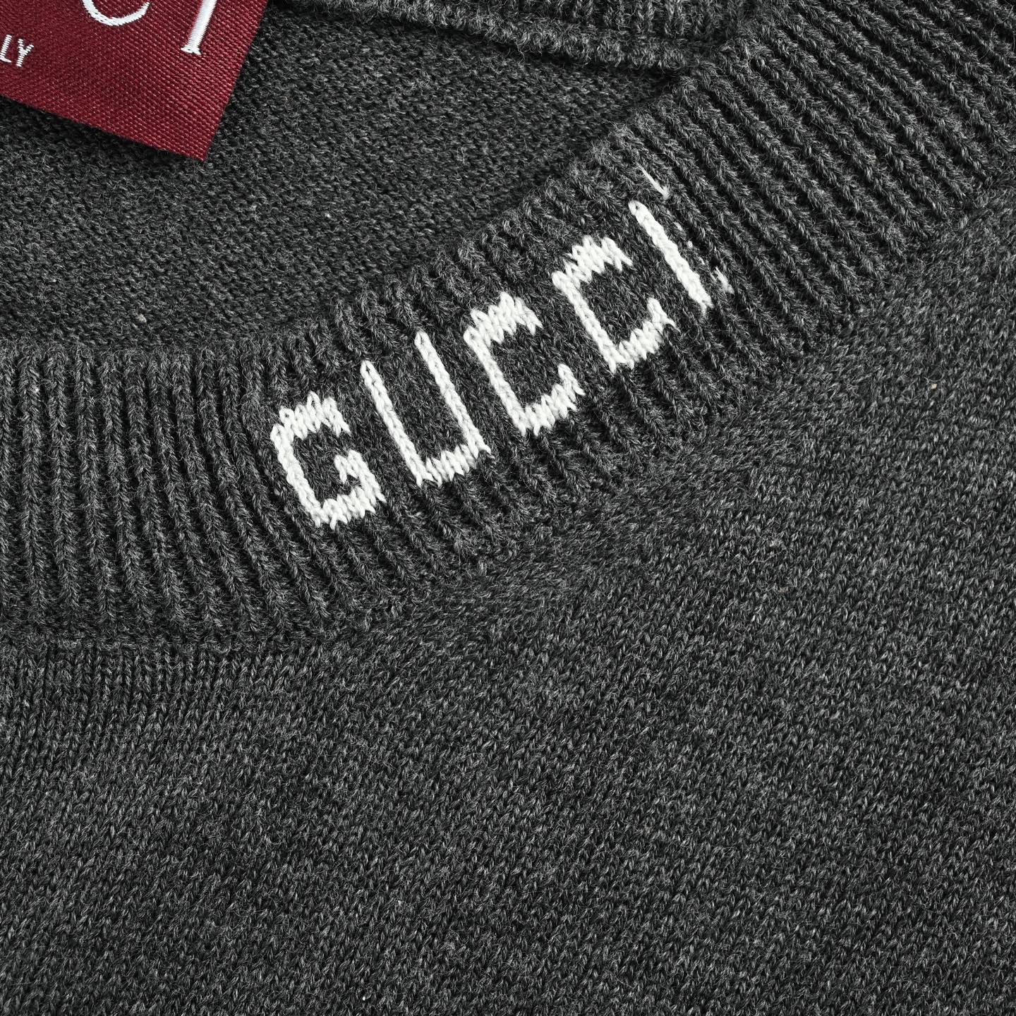 Gucci/古驰 领口小字母针织短袖 古驰提花标识针织衫-Chinese UA Cheap High Quatity Brand Clothes Bags handbags Sneakers wholesale wholesaler seller from China Factory suppliers Fashion Clothing Shoes best Quality Beautiful Price Gucci/古驰 领口小字母针织短袖 古驰提花标识针织衫