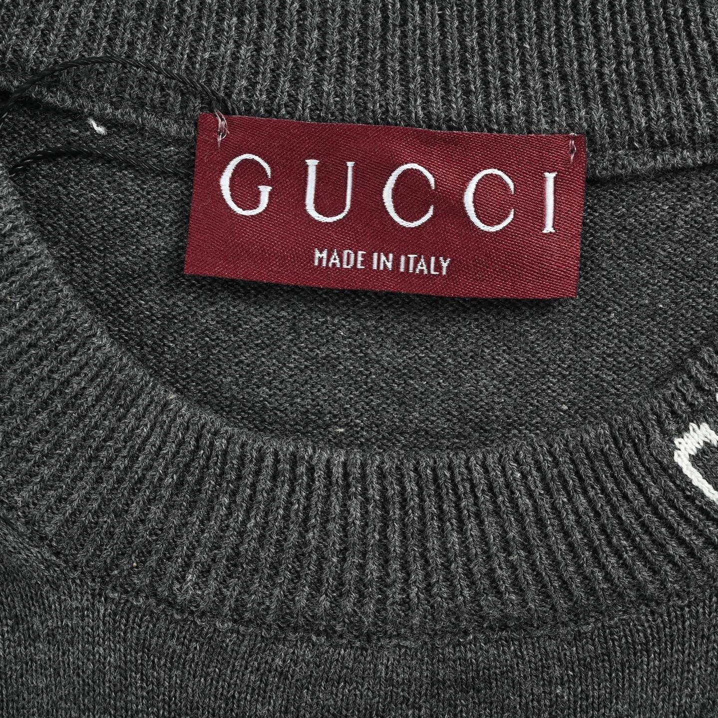 Gucci/古驰 领口小字母针织短袖 古驰提花标识针织衫-Chinese UA Cheap High Quatity Brand Clothes Bags handbags Sneakers wholesale wholesaler seller from China Factory suppliers Fashion Clothing Shoes best Quality Beautiful Price Gucci/古驰 领口小字母针织短袖 古驰提花标识针织衫