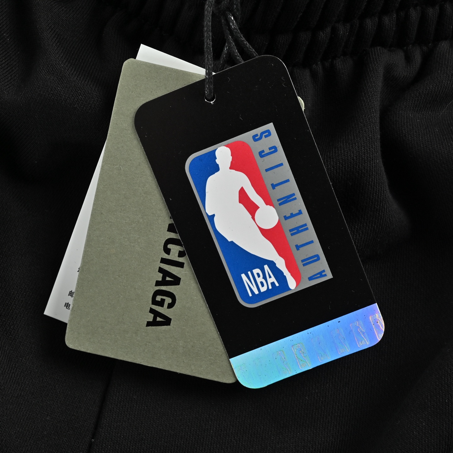 Balenciaga/巴黎世家 NBA 篮球联名短裤 中腰设计 宽松版型 黑色