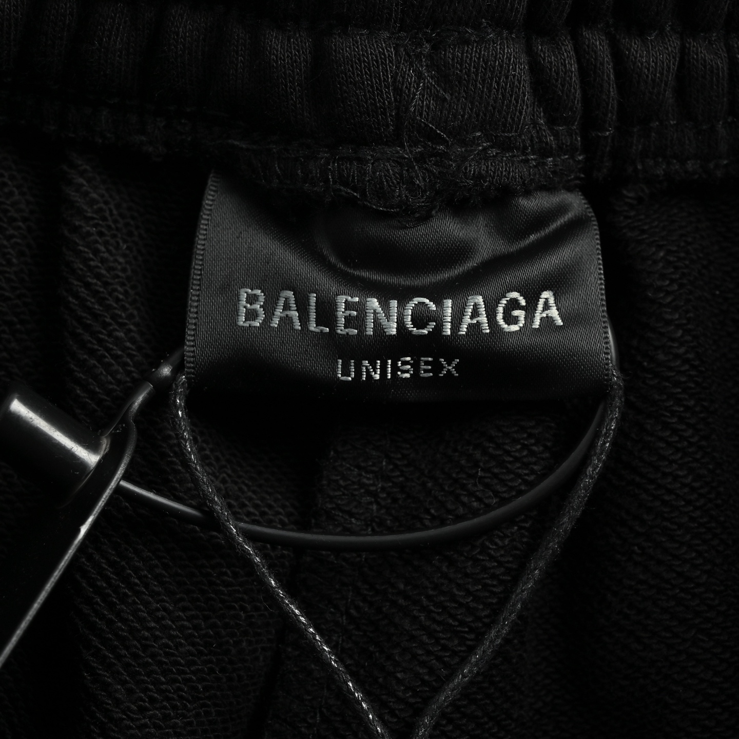 Balenciaga/巴黎世家 NBA 篮球联名短裤 中腰设计 宽松版型 黑色