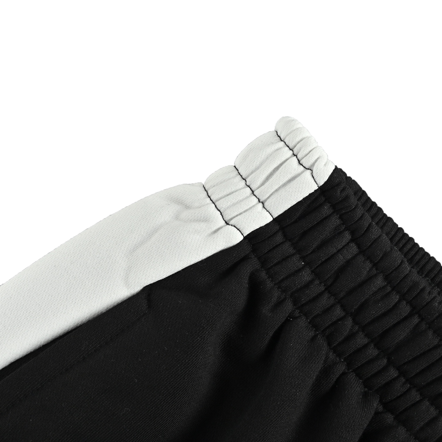 Balenciaga/巴黎世家 NBA 篮球联名短裤 中腰设计 宽松版型 黑色