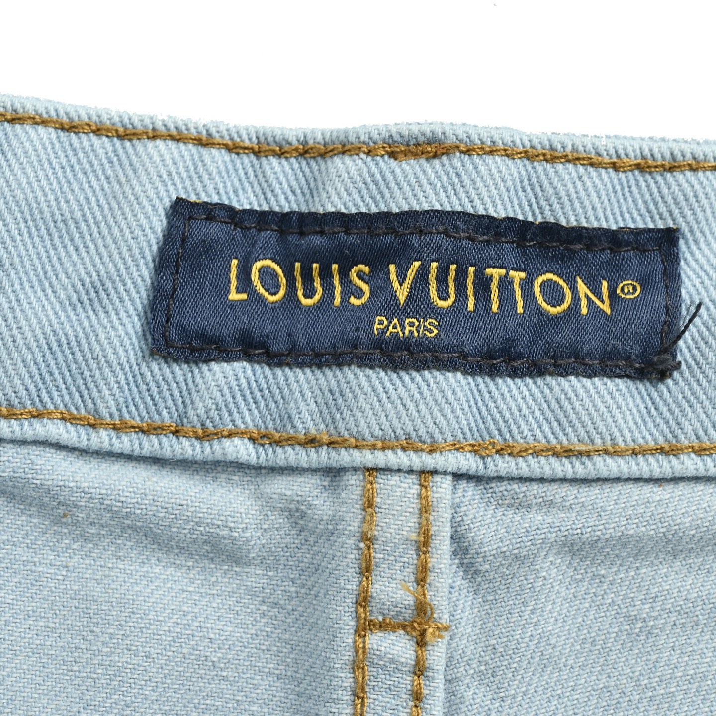 Louis Vuitton/路易威登 标识刺绣铆钉五分牛仔短裤-Chinese UA Cheap High Quatity Brand Clothes Bags handbags Sneakers wholesale wholesaler seller from China Factory suppliers Fashion Clothing Shoes best Quality Beautiful Price Louis Vuitton/路易威登 标识刺绣铆钉五分牛仔短裤