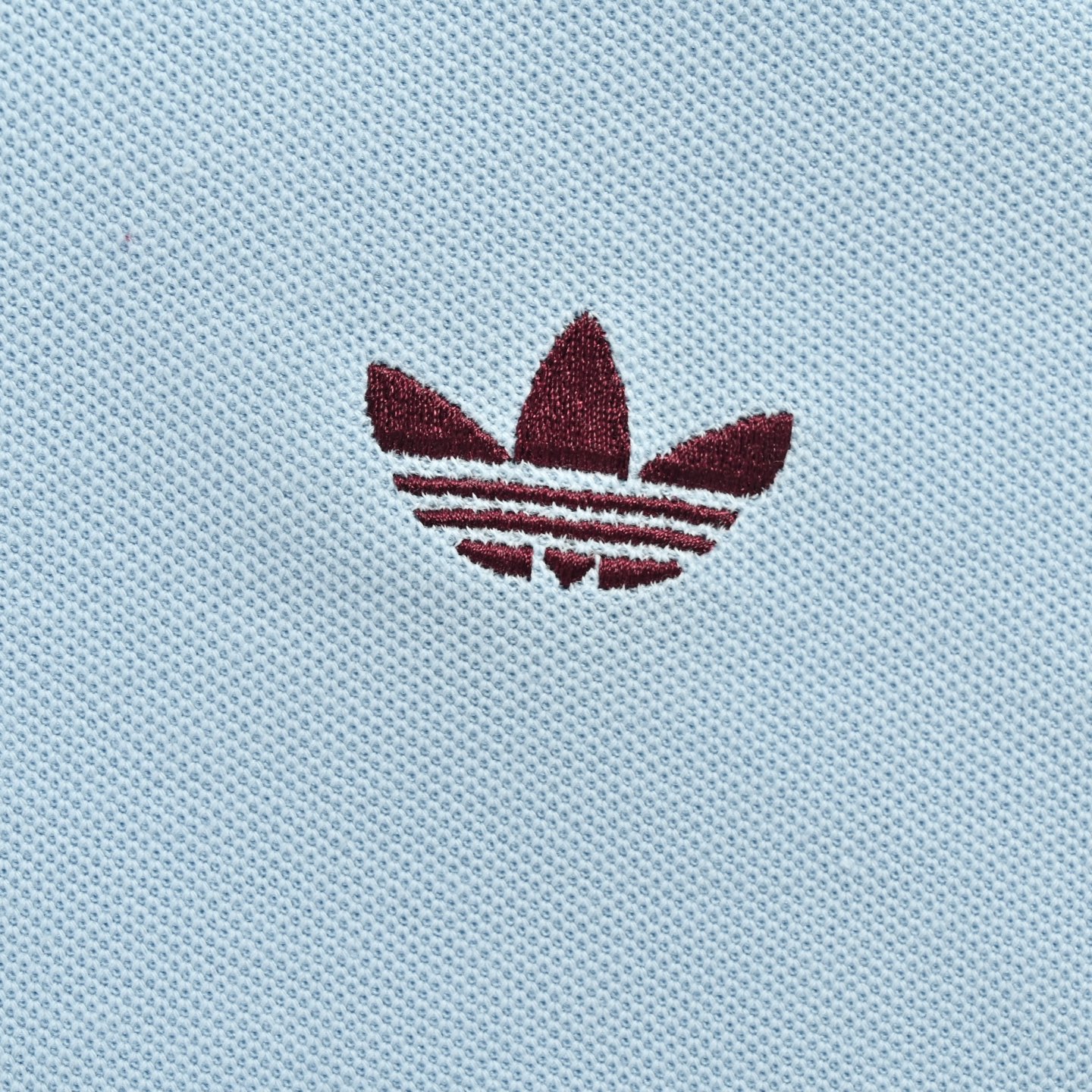 Adidas/阿迪达斯 三叶草刺绣三杠短袖 胸口的三叶草小标低调有质感-Top High Quatity Cheap Sneakers Fashion Clothing Clothes Bags handbags Shoes of all Brand wholesale With The best Quality And Beautiful Price from China Factory Chinese suppliers wholesaler seller Adidas/阿迪达斯 三叶草刺绣三杠短袖 胸口的三叶草小标低调有质感