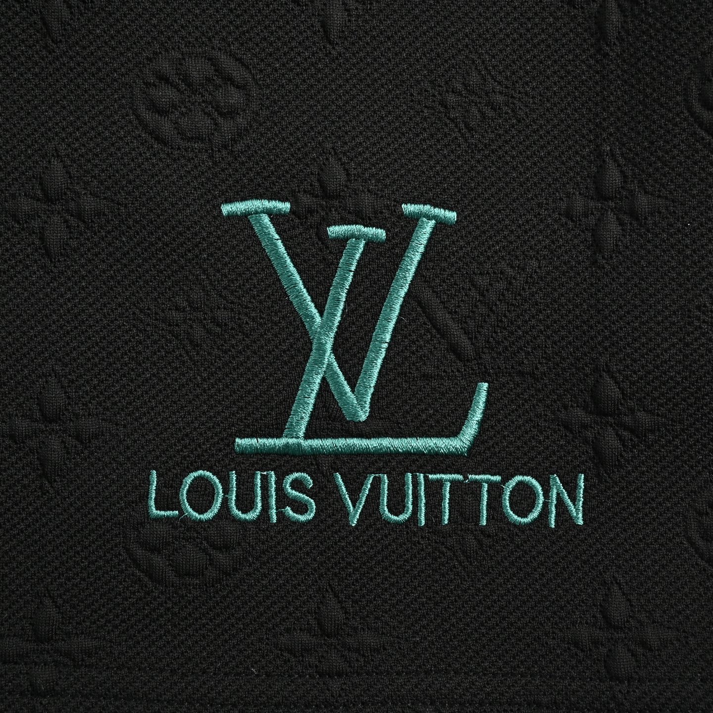 Louis Vuitton/路易威登 字母刺绣老花暗纹浮雕短裤