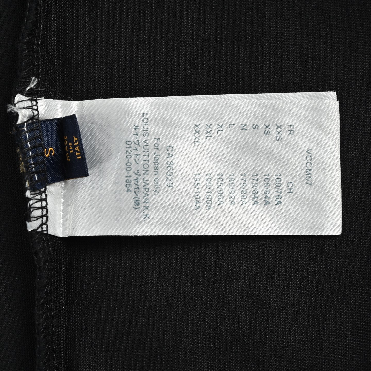 Louis Vuitton/路易威登 胸口小标后背字母刺绣短袖 Louis Vuitton/路易威登 胸口小标后背字母刺绣短袖
