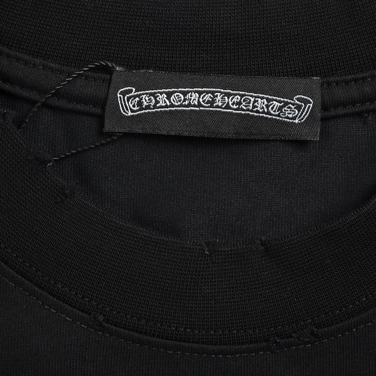 Chrome Hearts/克罗心 重工花卉贴布刺绣圆领短袖黑色 白色 Chrome Hearts/克罗心 重工花卉贴布刺绣圆领短袖黑色 白色
