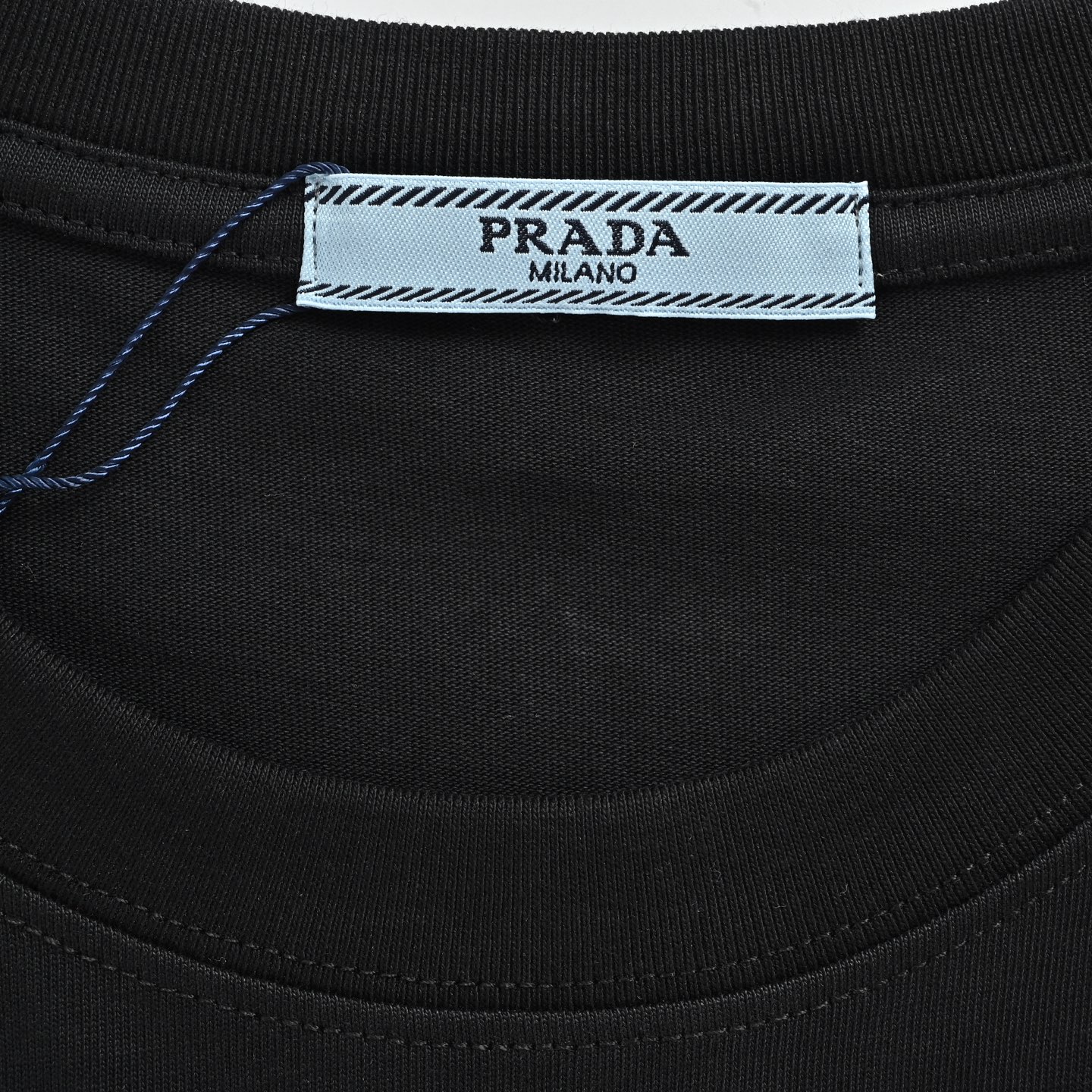 Prada/普拉达 经典徽标logo刺绣短袖