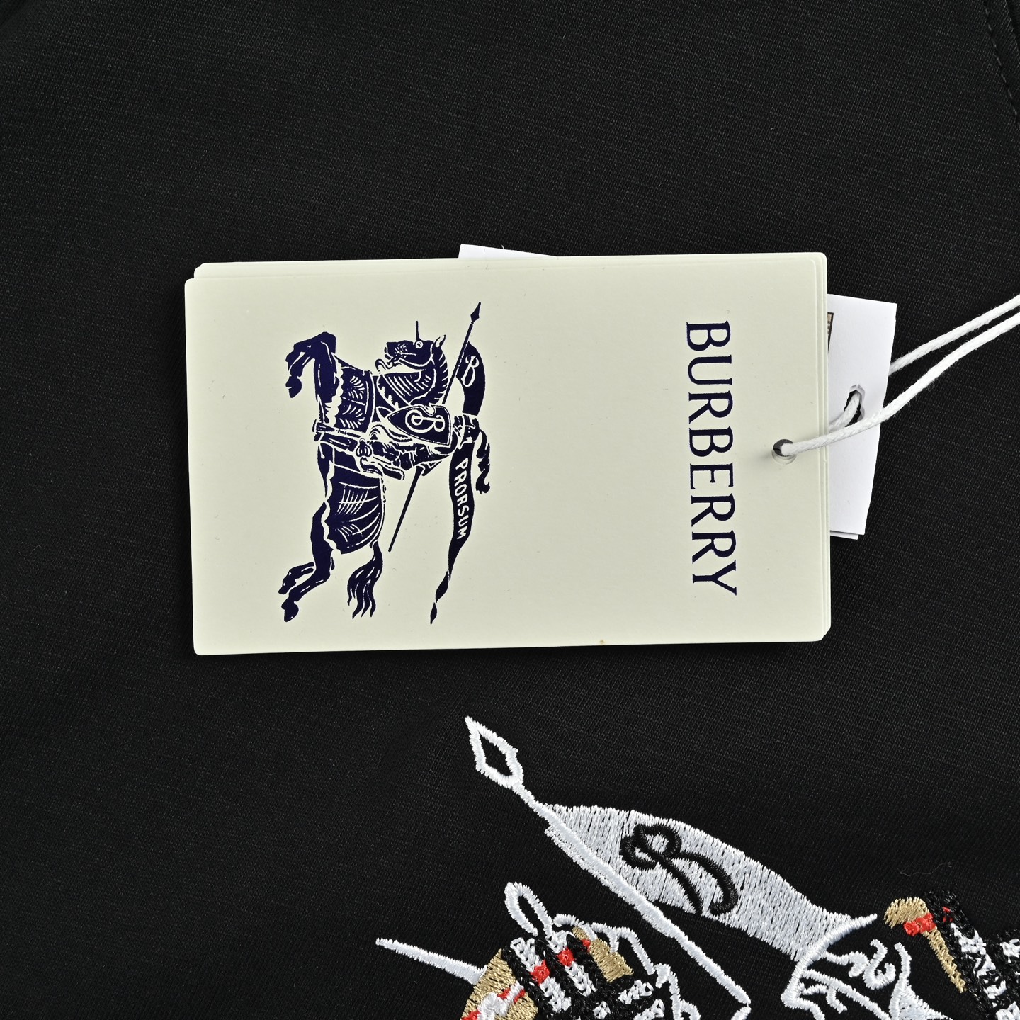 Burberry/巴宝莉 格纹骑士战马刺绣短袖 黑色 粉刺白色