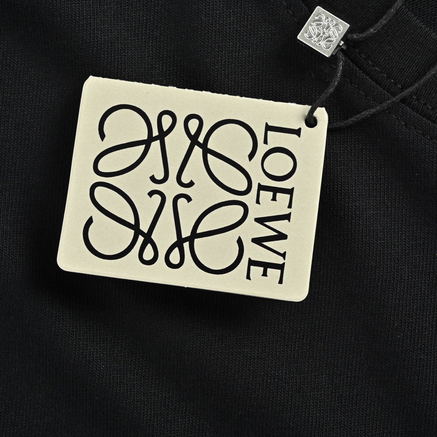 Loewe/罗意威 26ss 领口徽标logo刺绣短袖-Top High Quatity Cheap Sneakers Fashion Clothing Clothes Bags handbags Shoes of all Brand wholesale With The best Quality And Beautiful Price from China Factory Chinese suppliers wholesaler seller Loewe/罗意威 26ss 领口徽标logo刺绣短袖