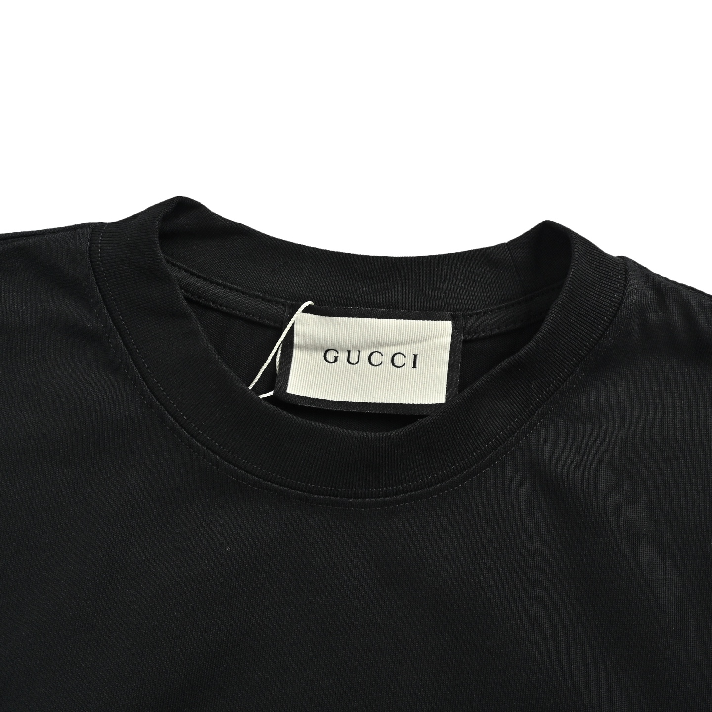 Gucci/古驰 霓虹字母印花短袖 黑色 白色 Gucci/古驰 霓虹字母印花短袖 黑色 白色