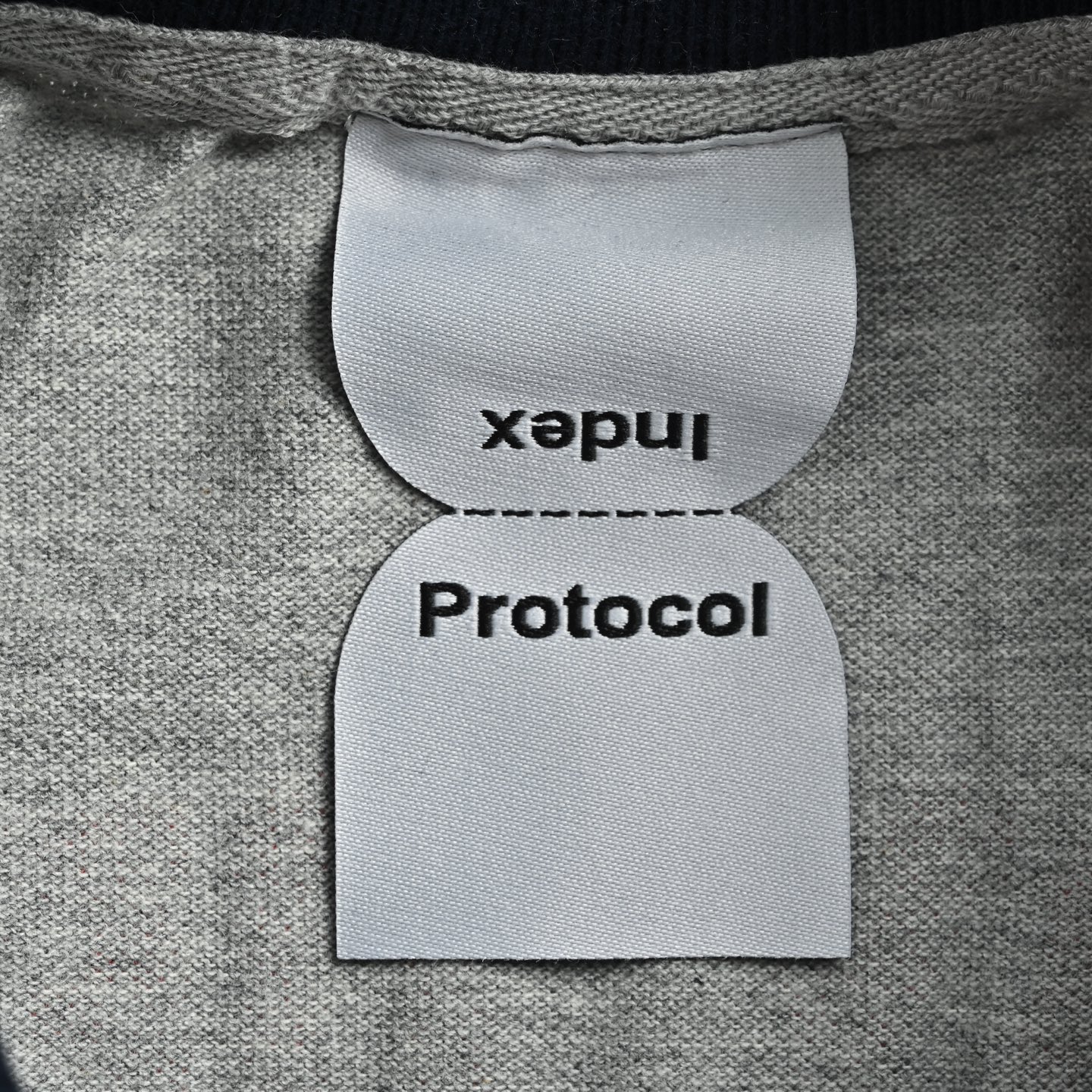 PROTOCOL拼色战马刺绣logo翻领短袖-Top High Quatity Cheap Sneakers Fashion Clothing Clothes Bags handbags Shoes of all Brand wholesale With The best Quality And Beautiful Price from China Factory Chinese suppliers wholesaler seller PROTOCOL拼色战马刺绣logo翻领短袖