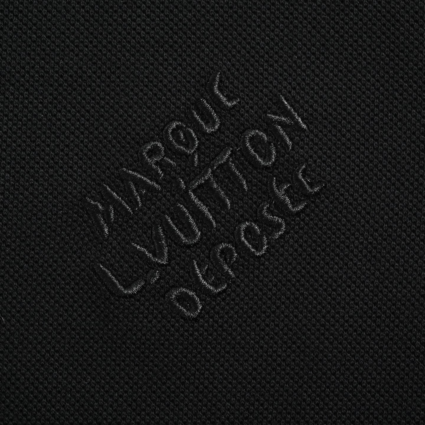 LouisVuitton/路易威登 刺绣签名Polo短袖 黑色 白色-Top High Quatity Cheap Sneakers Fashion Clothing Clothes Bags handbags Shoes of all Brand wholesale With The best Quality And Beautiful Price from China Factory Chinese suppliers wholesaler seller LouisVuitton/路易威登 刺绣签名Polo短袖 黑色 白色
