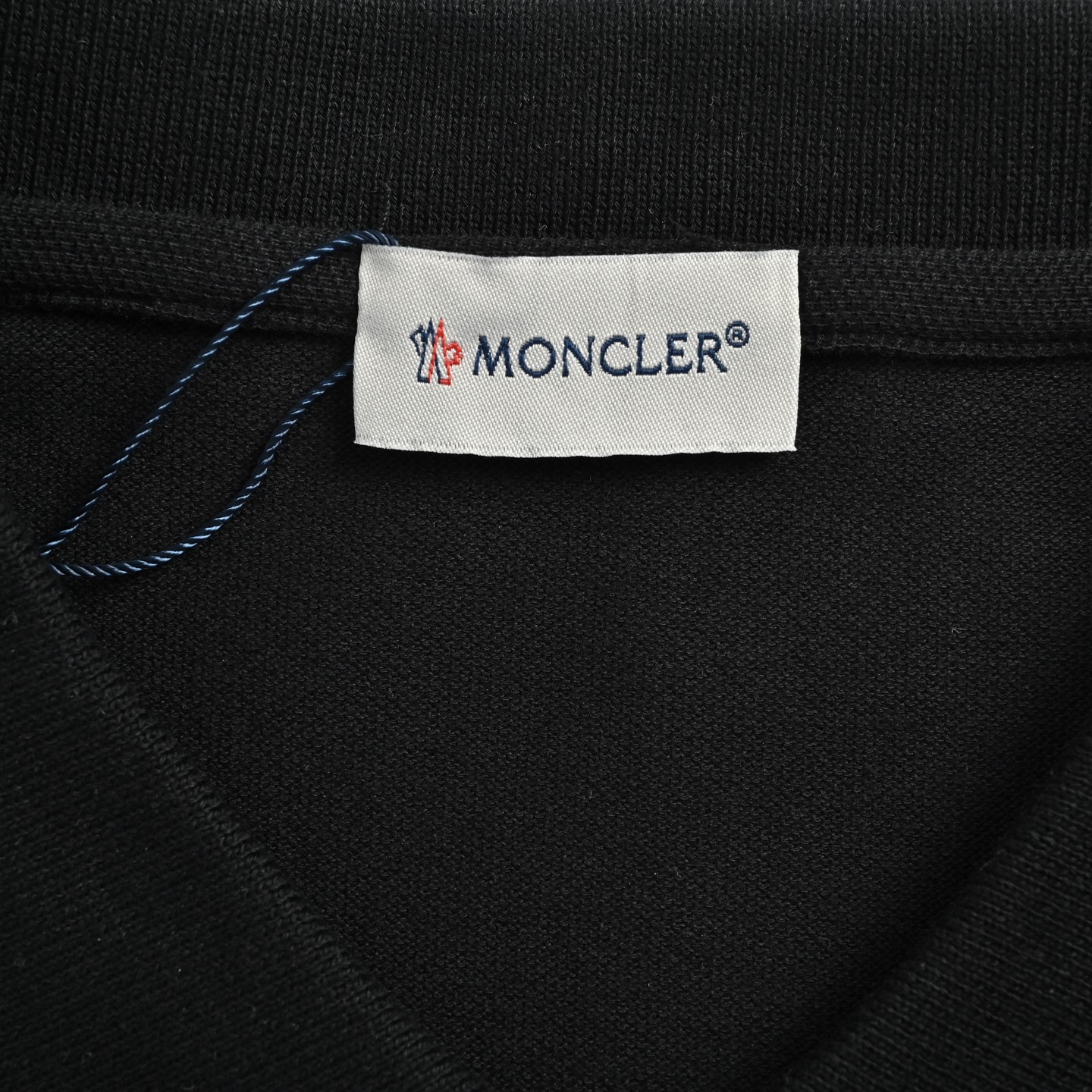 Moncler/蒙口 25ss 经典大标Polo短袖-Chinese UA Cheap High Quatity Brand Clothes Bags handbags Sneakers wholesale wholesaler seller from China Factory suppliers Fashion Clothing Shoes best Quality Beautiful Price Moncler/蒙口 25ss 经典大标Polo短袖