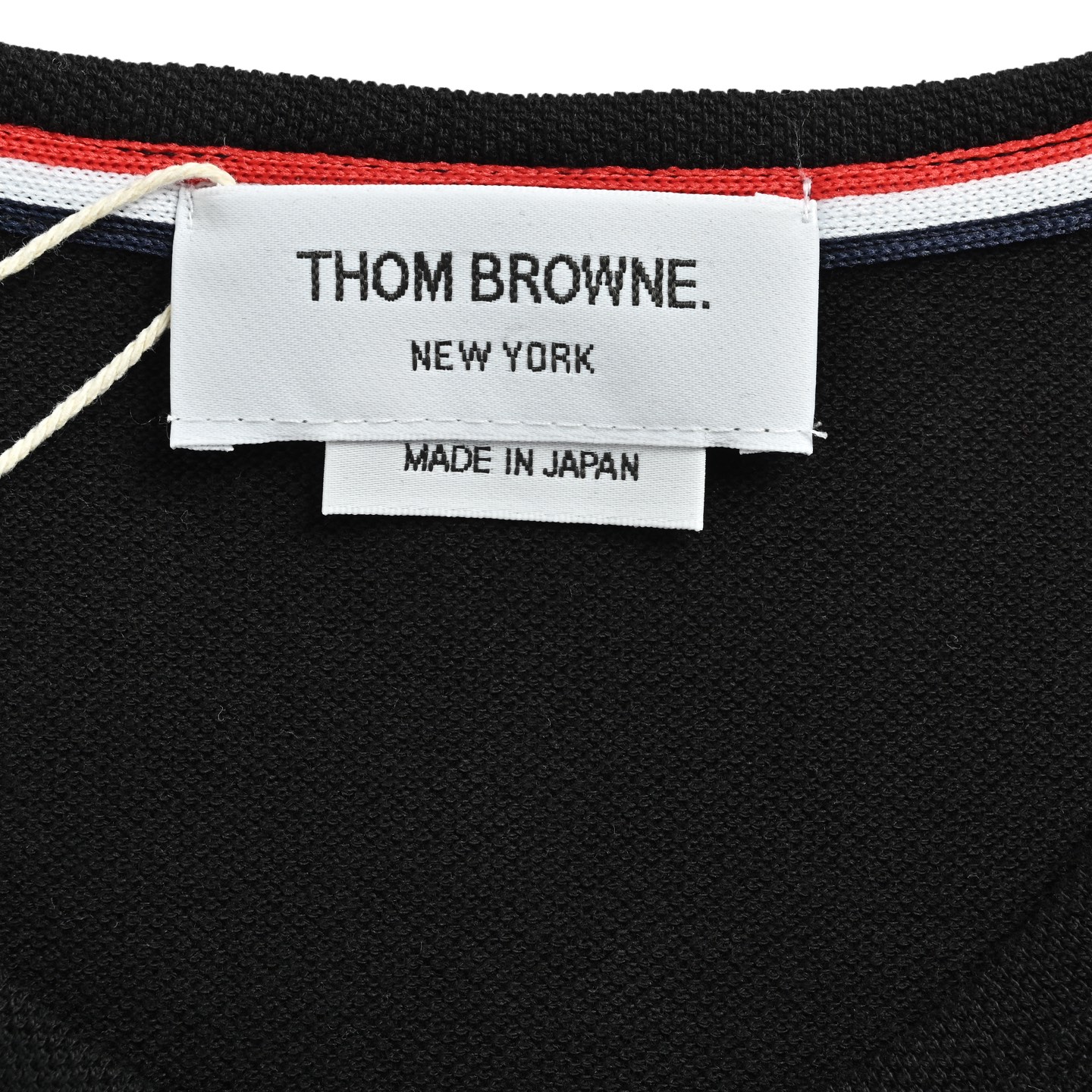 Thom Browne/汤姆布朗 经典色织四杠短袖 TB经典版型 碳灰-Top High Quatity Cheap Sneakers Fashion Clothing Clothes Bags handbags Shoes of all Brand wholesale With The best Quality And Beautiful Price from China Factory Chinese suppliers wholesaler seller Thom Browne/汤姆布朗 经典色织四杠短袖 TB经典版型 碳灰