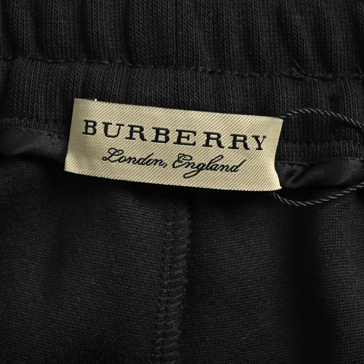 Burberry/巴宝莉 格纹旗子字母印花短裤 巴宝莉新款短裤-Top High Quatity Cheap Sneakers Fashion Clothing Clothes Bags handbags Shoes of all Brand wholesale With The best Quality And Beautiful Price from China Factory Chinese suppliers wholesaler seller Burberry/巴宝莉 格纹旗子字母印花短裤 巴宝莉新款短裤
