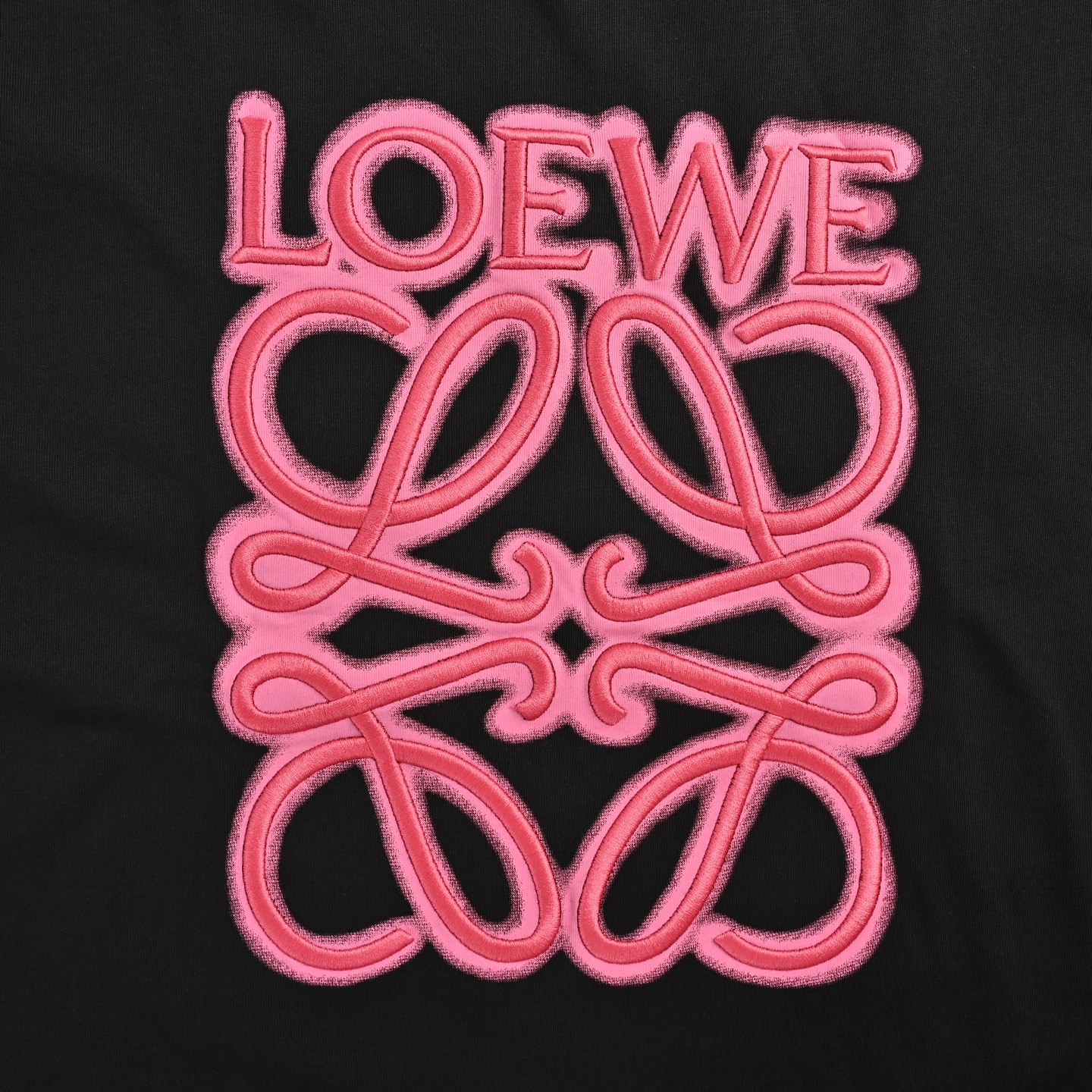 Loewe/罗意威 荧光粉刺绣字母logo短袖 黑色 杏色