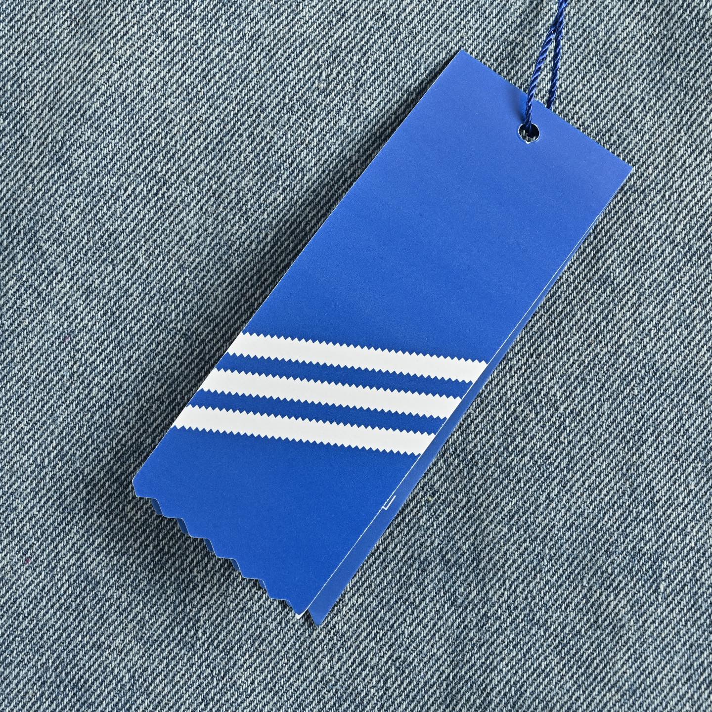 ADIDAS阿迪达 ORIGINALS DENIMJOGGERS弯刀牛仔裤-Top High Quatity Cheap Sneakers Fashion Clothing Clothes Bags handbags Shoes of all Brand wholesale With The best Quality And Beautiful Price from China Factory Chinese suppliers wholesaler seller ADIDAS阿迪达 ORIGINALS DENIMJOGGERS弯刀牛仔裤